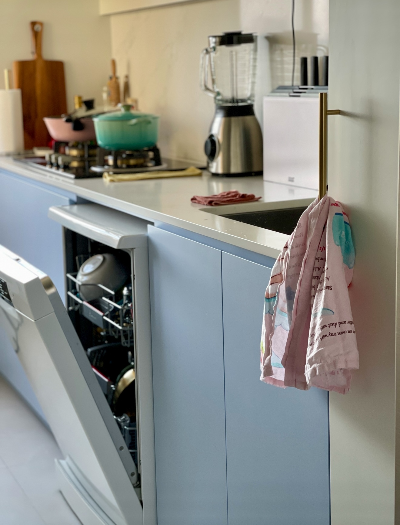 Welcome-to-our-dreamy-blue-hydrangea-inspired-kitchen-with-city-view