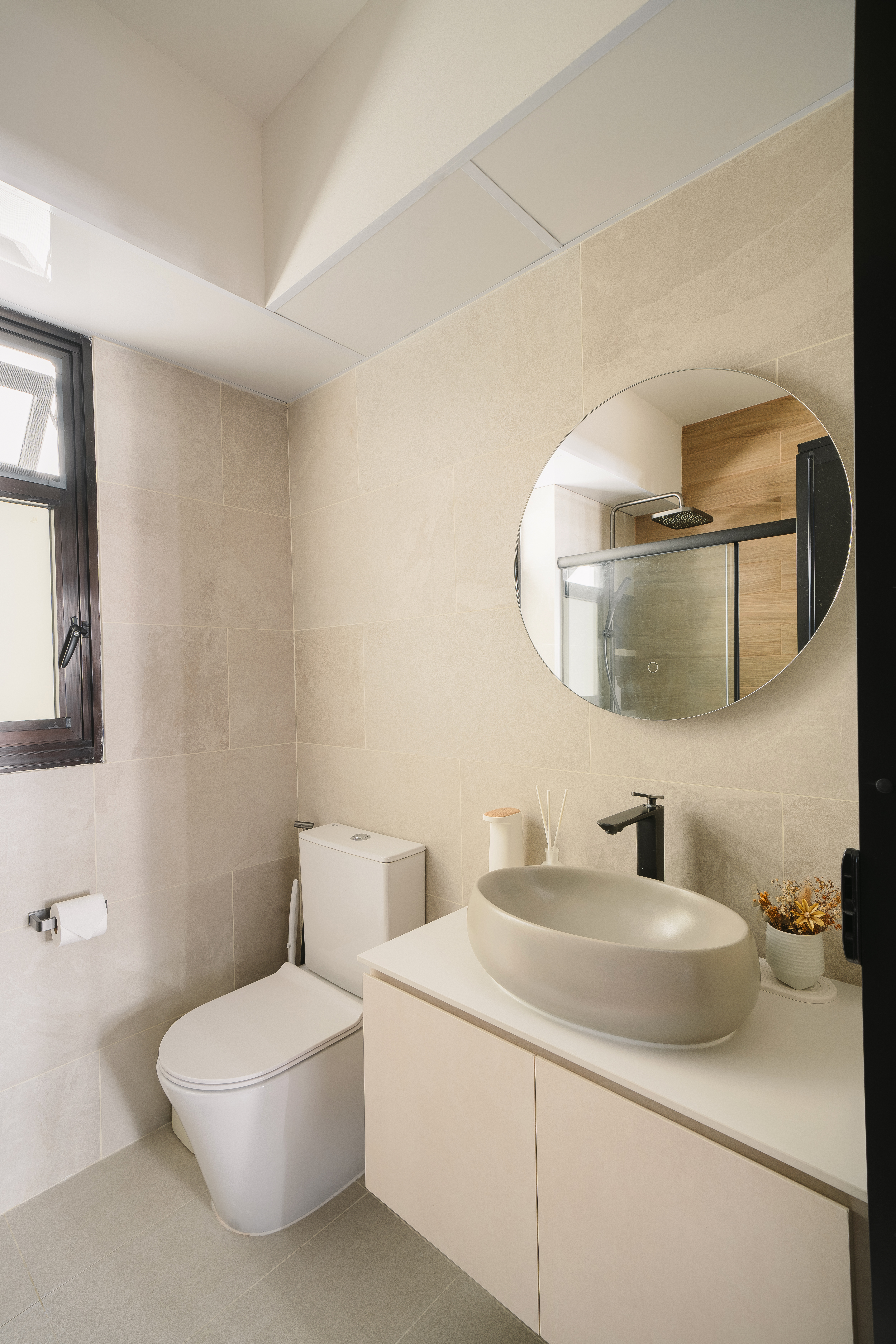 House tour: first look at our $70k renovated 4 room BTO