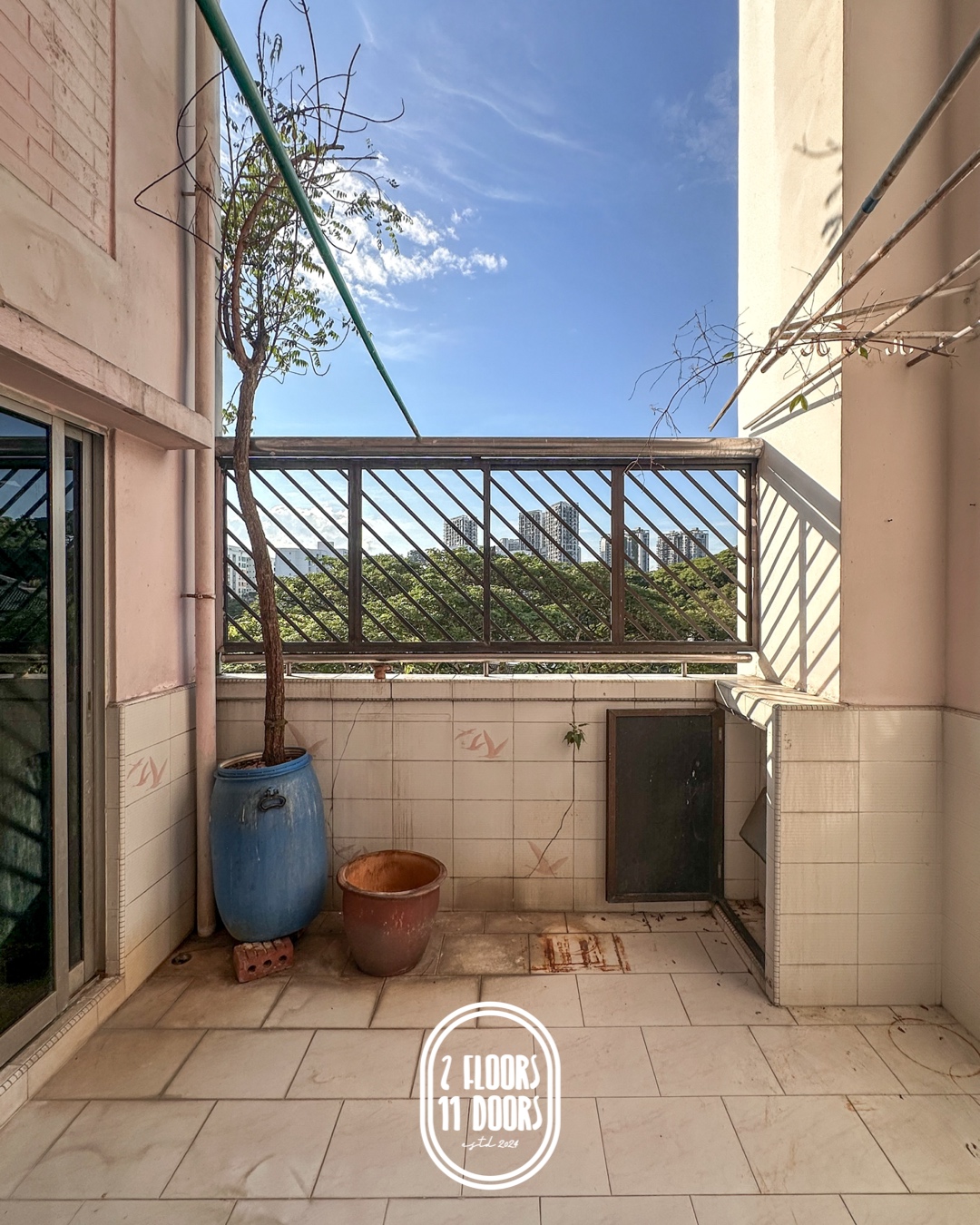 From Balcony to Dining: A Transformation You Won’t Believe!