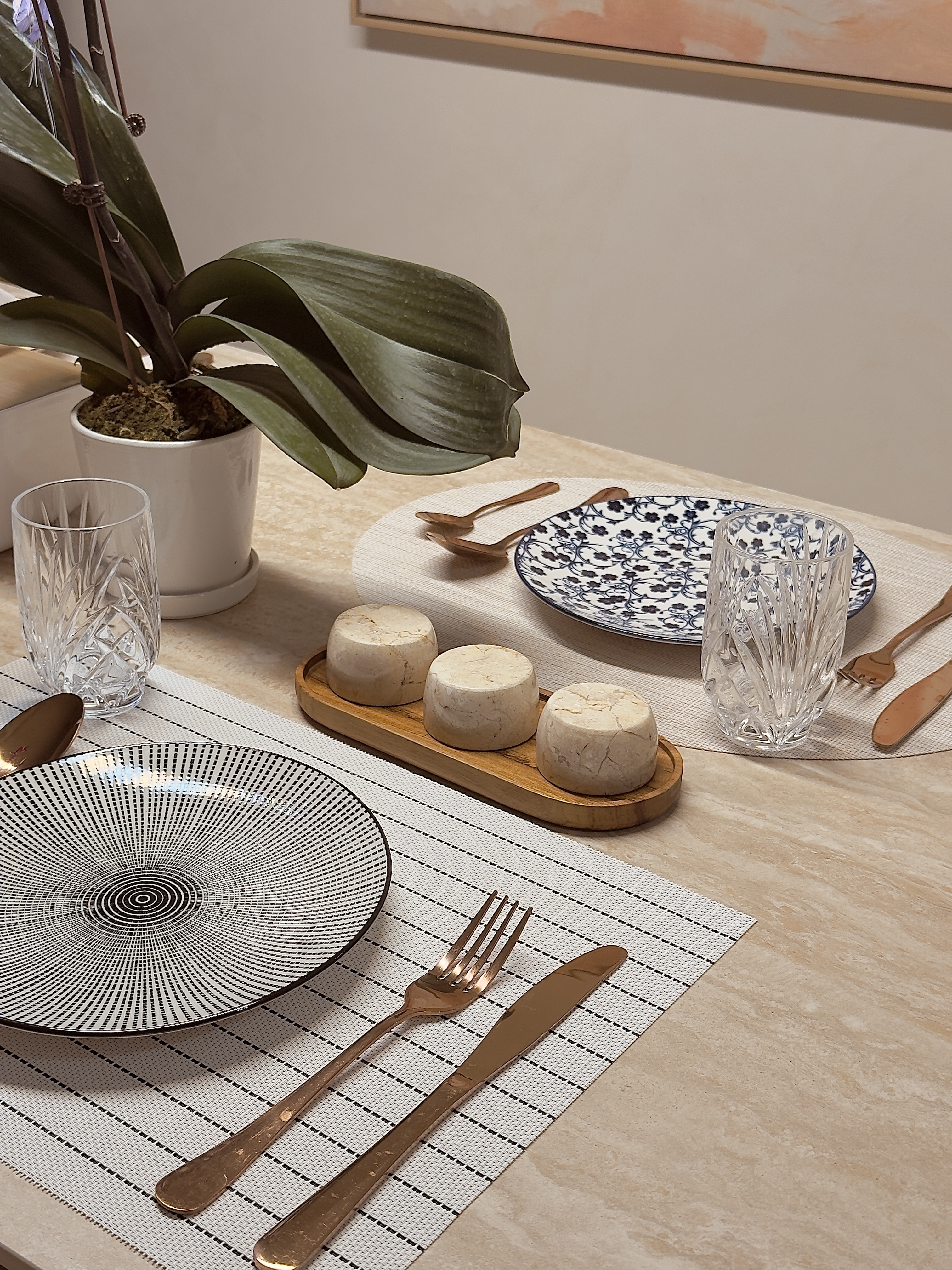 Our Dining space: Hearty conversations to update our Kaypoh database!