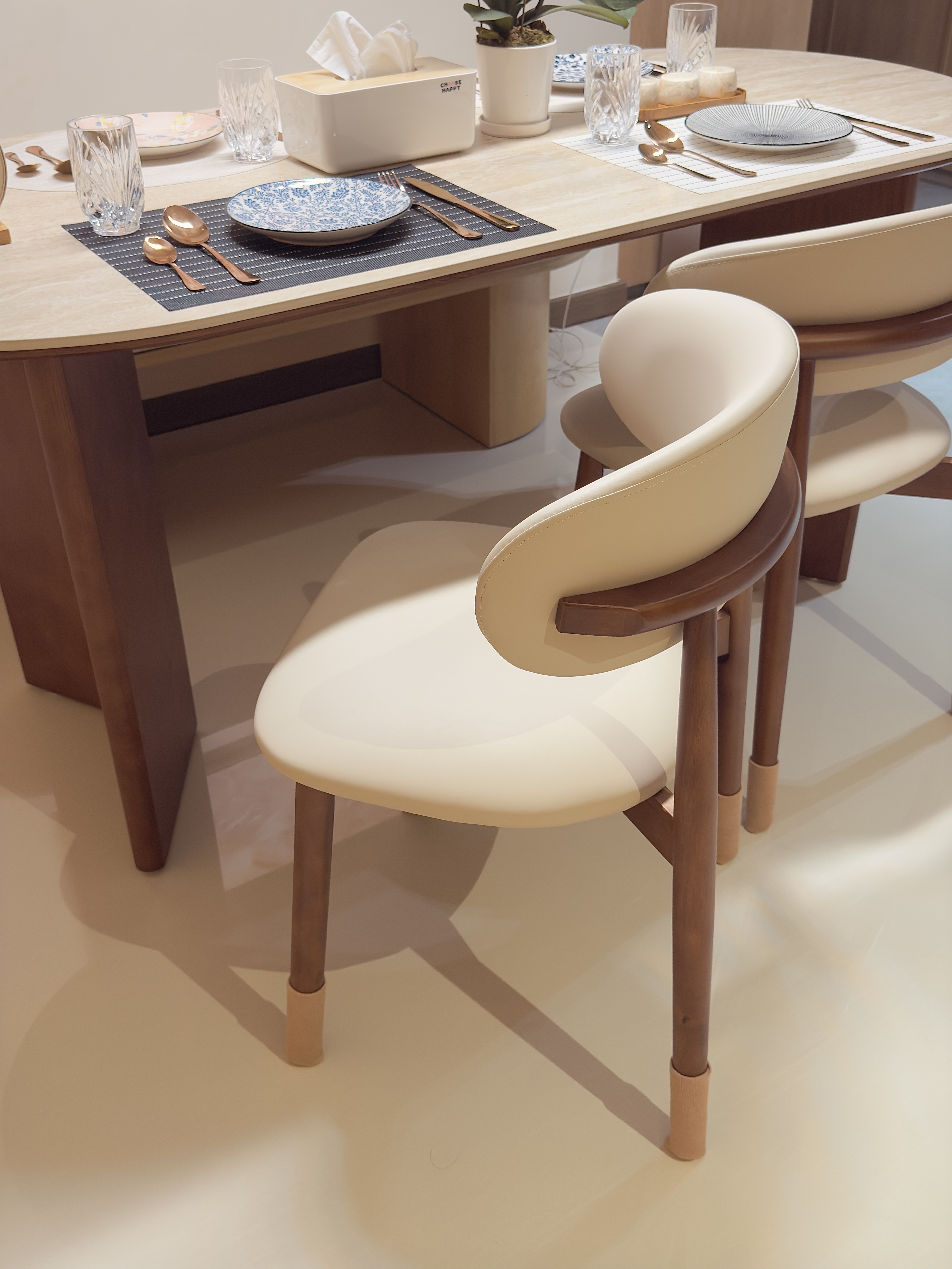 Our Dining space: Hearty conversations to update our Kaypoh database!