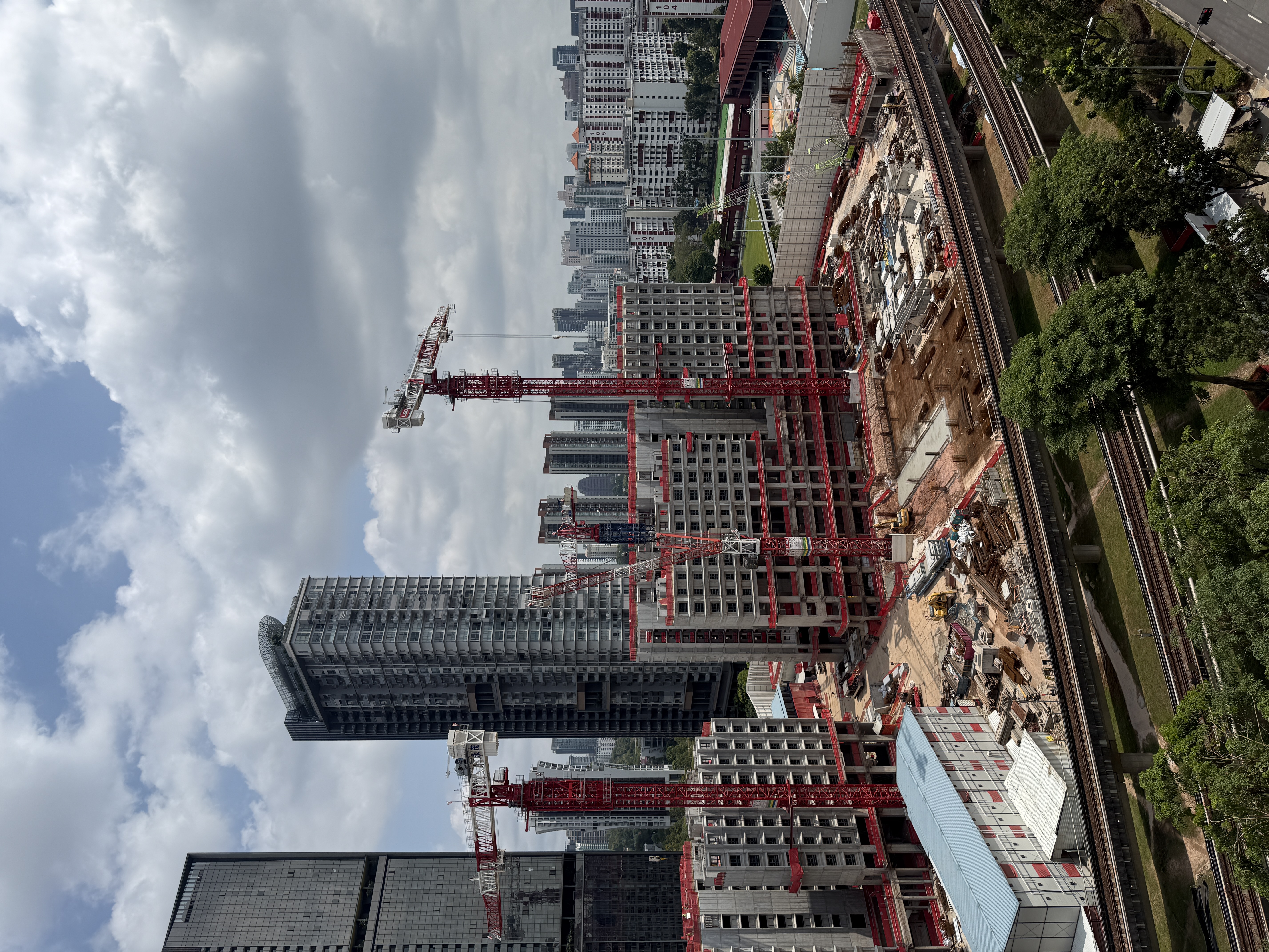 Luxury MBR with vanity island and curves in bronze