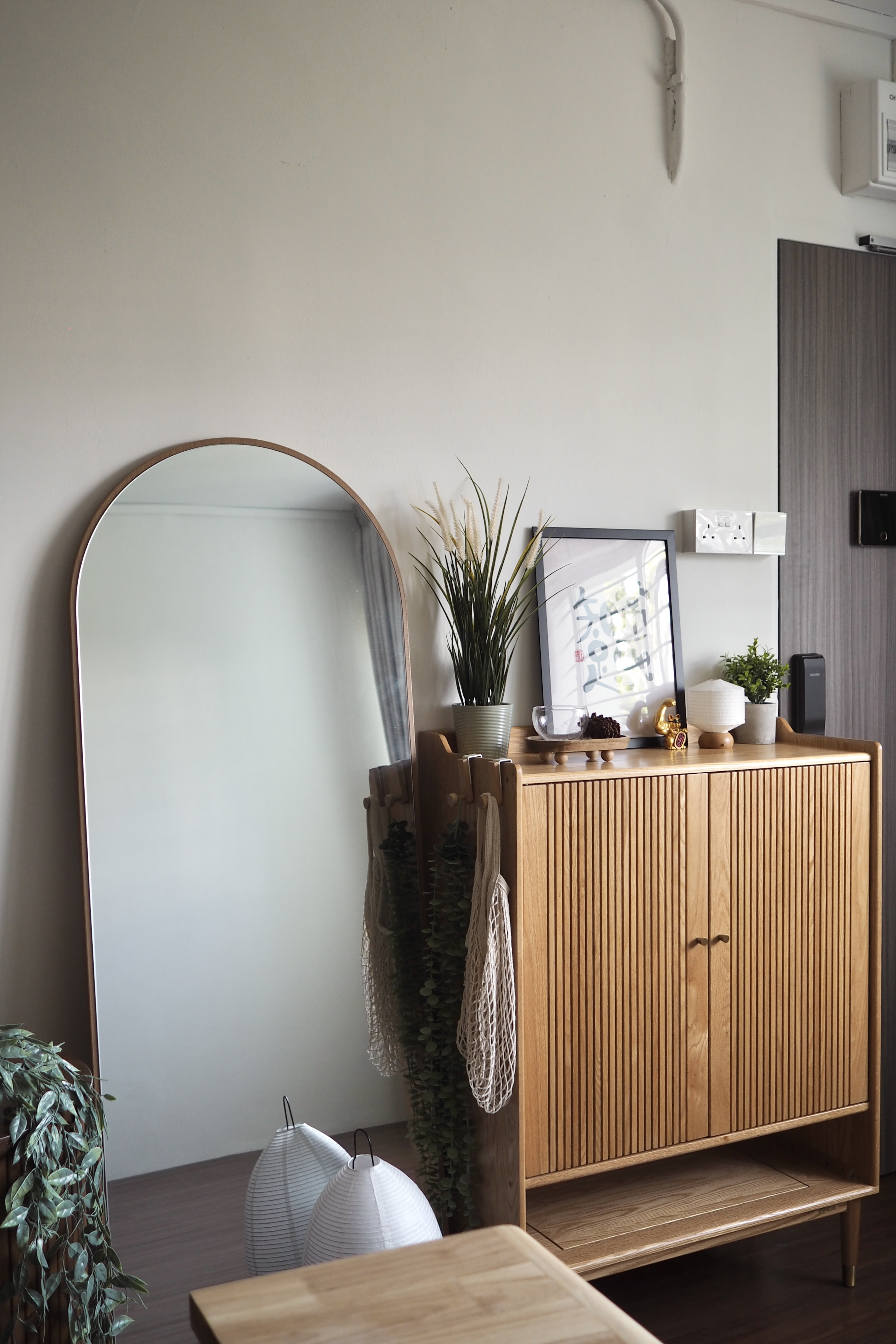 Our entryway has only 2 things!