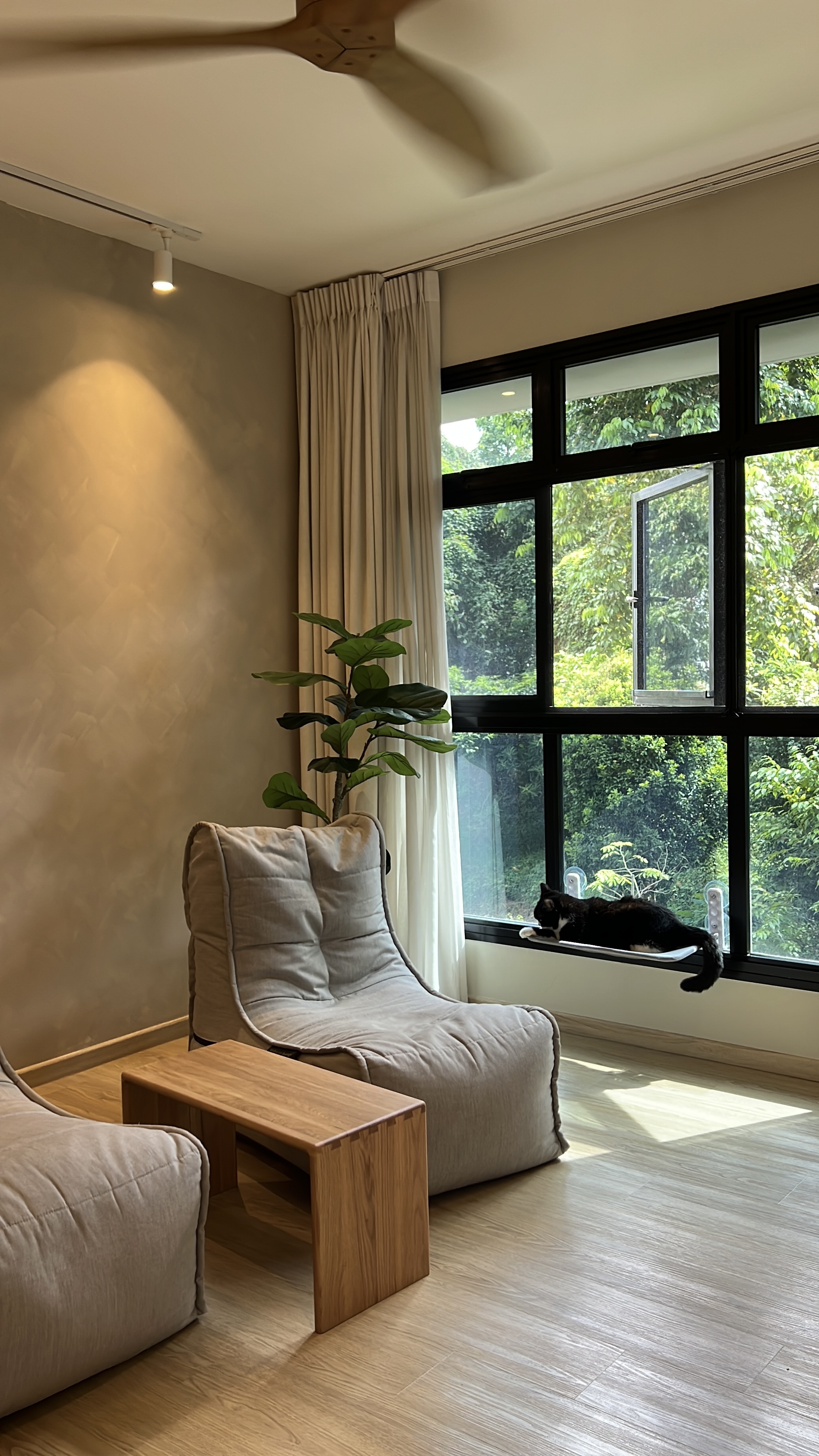 Multi-tasking-furniture-for-our-flexible-living-space!