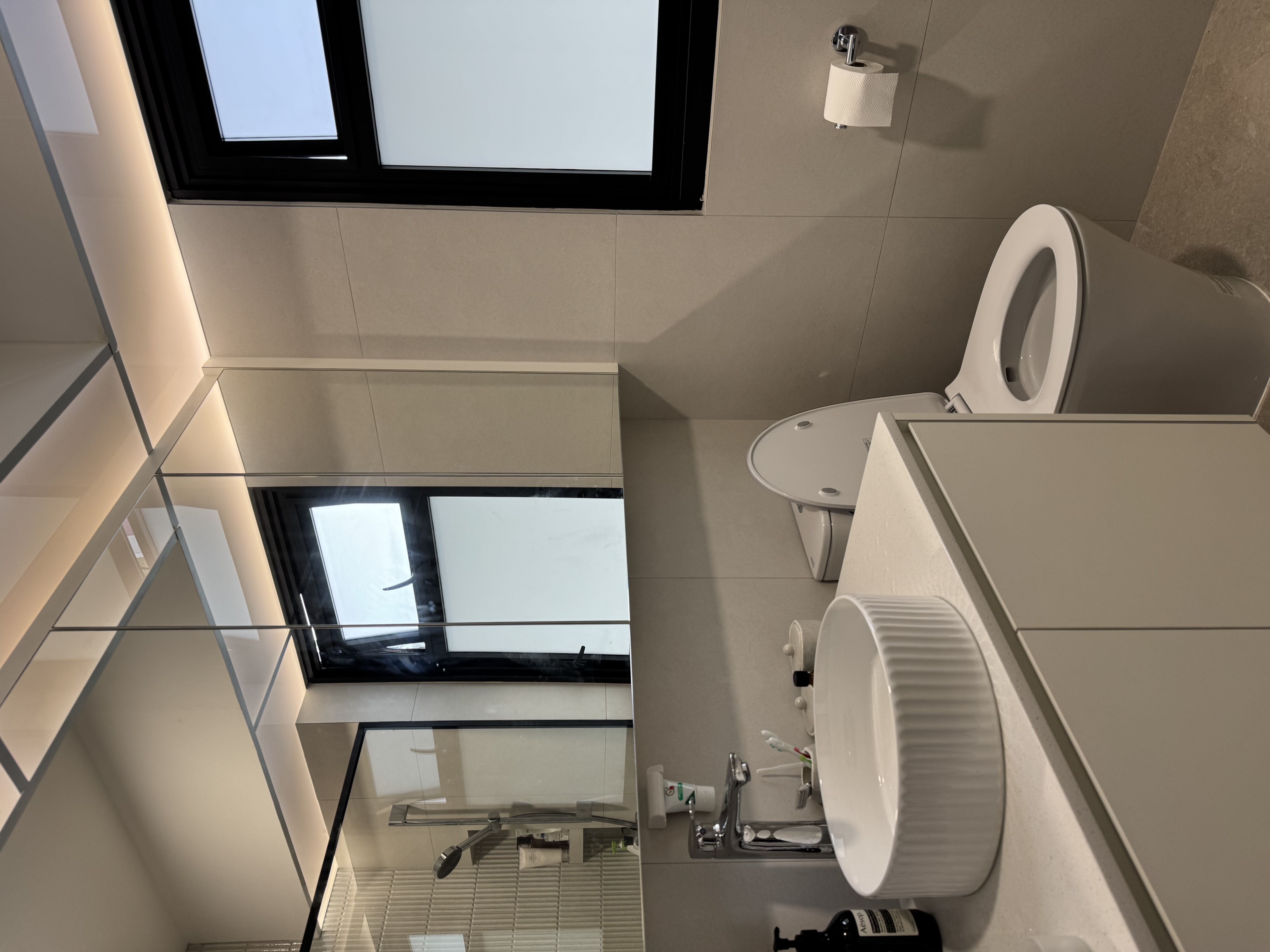 Our simple and functional bathroom