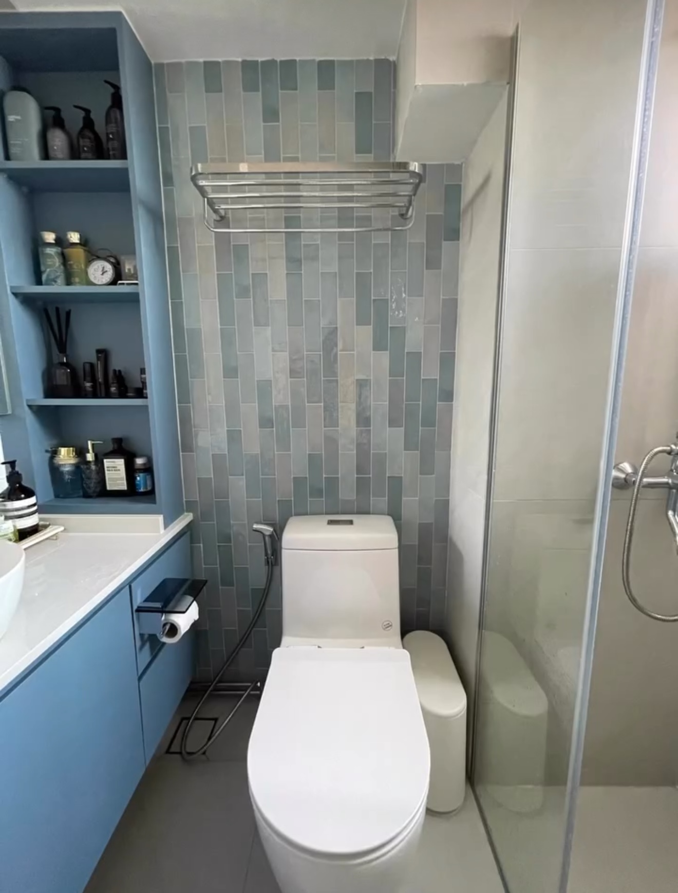 Waterfall-Subway-and-Pink-Mermaid-Folklore-Inspo-for-Modern-Bathrooms