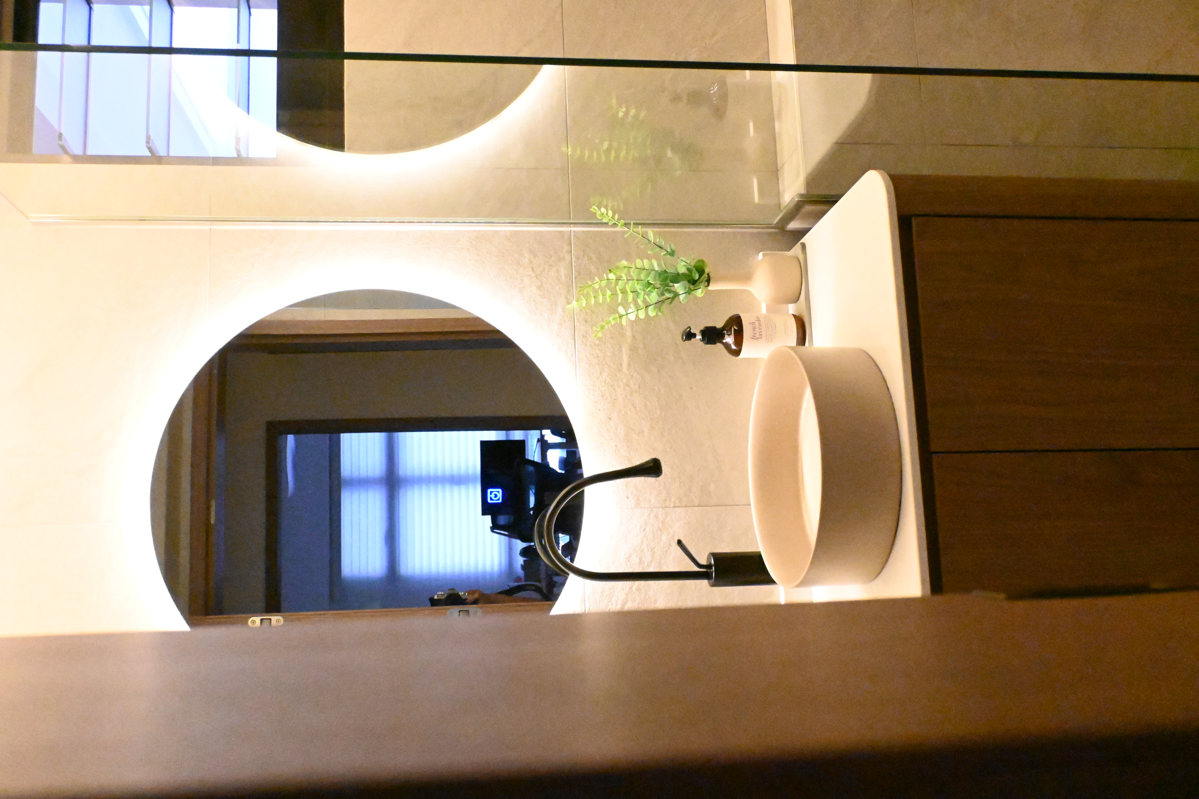 Features-of-our-common-bathroom-that-we-like