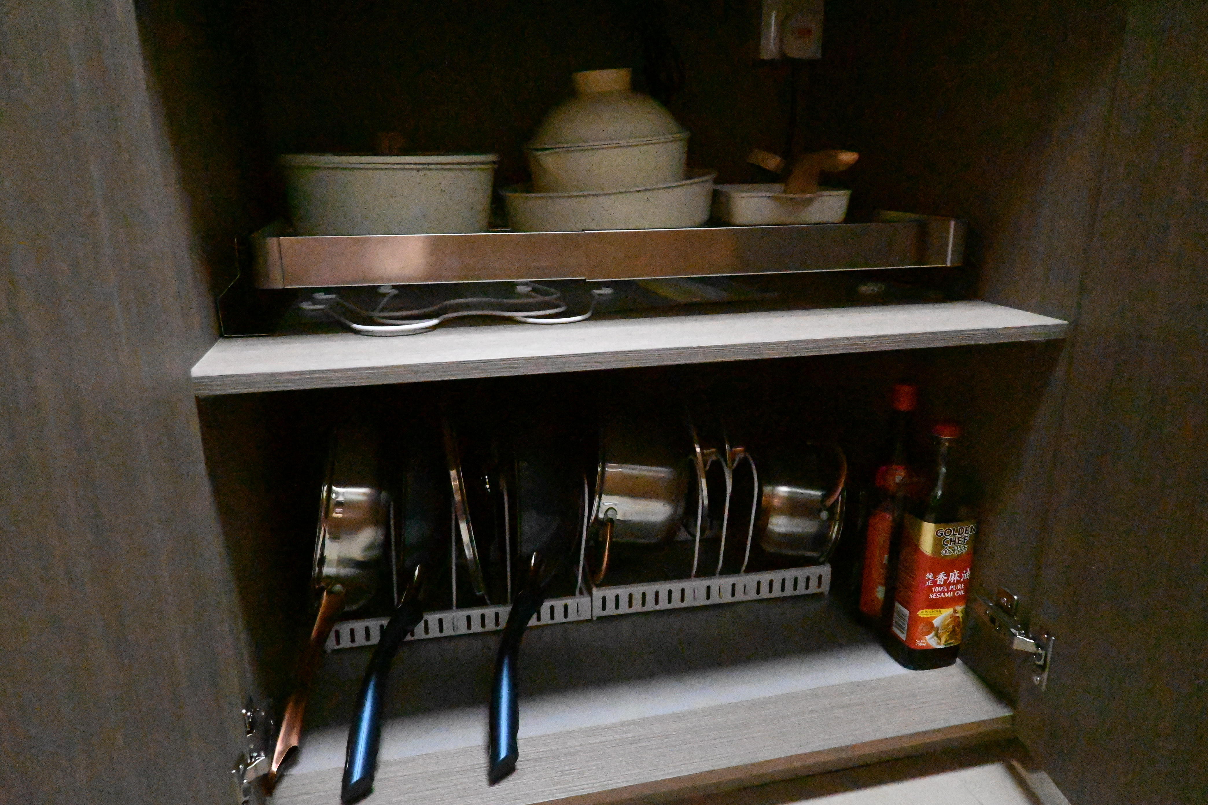 Kitchen organisers to keep things neat!