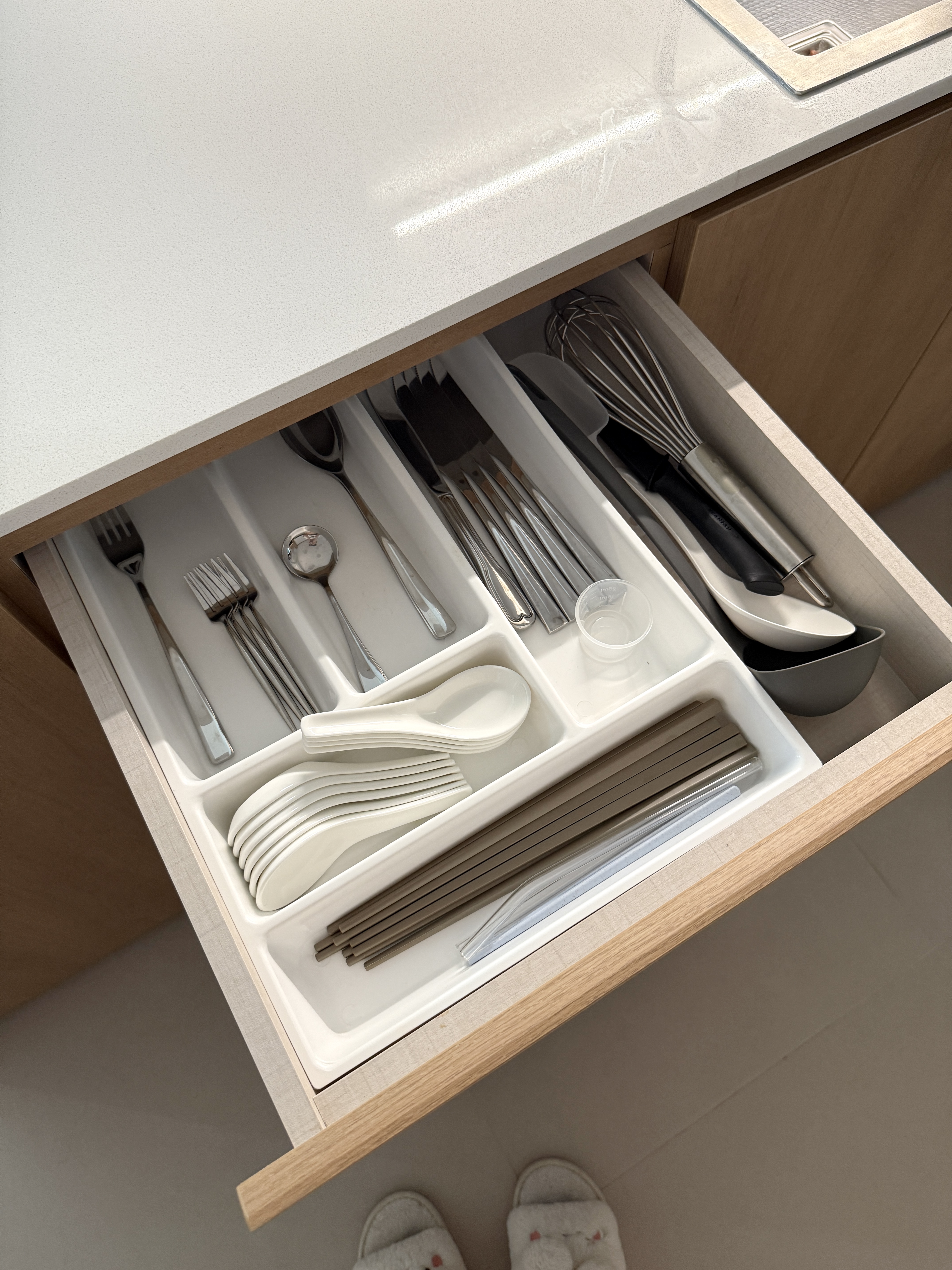 Kitchen-Organization:-A-Minimalist-&-Clutter-Free-Setup-