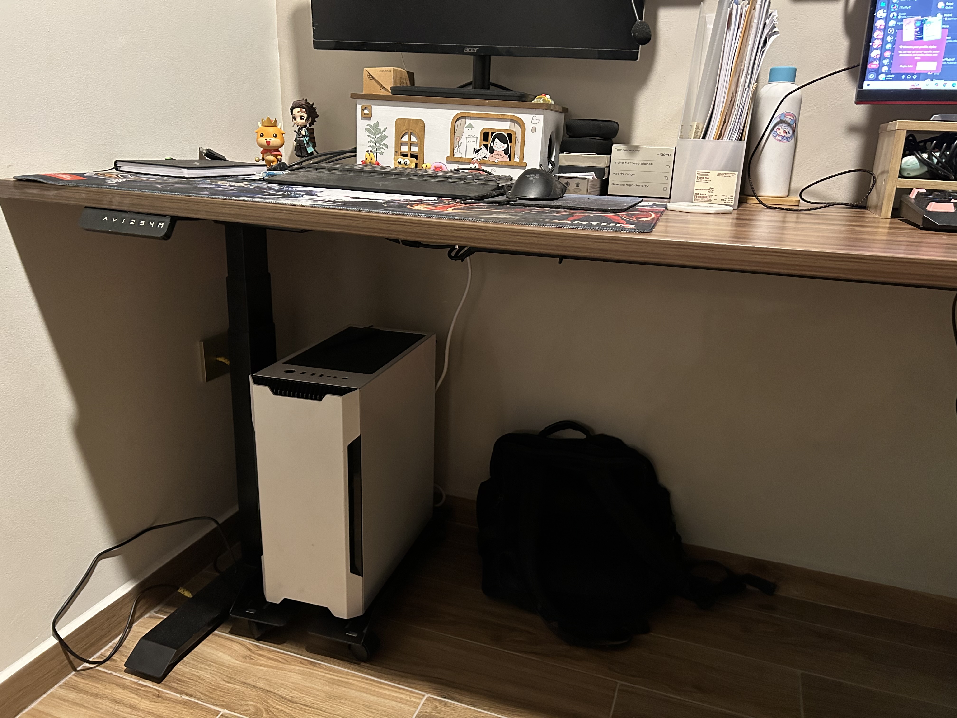 Re-organised: Our study area feels more spacious with a IKEA item!