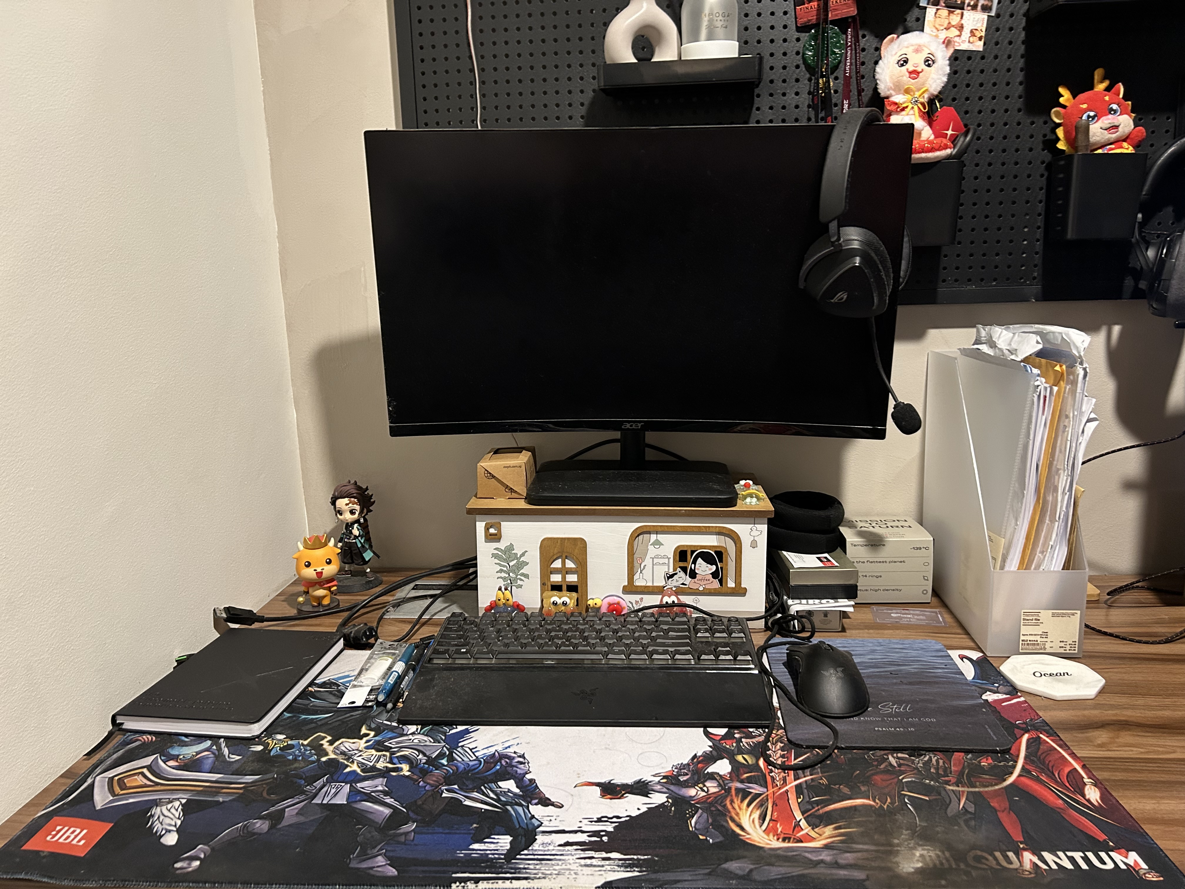 Re-organised: Our study area feels more spacious with a IKEA item!