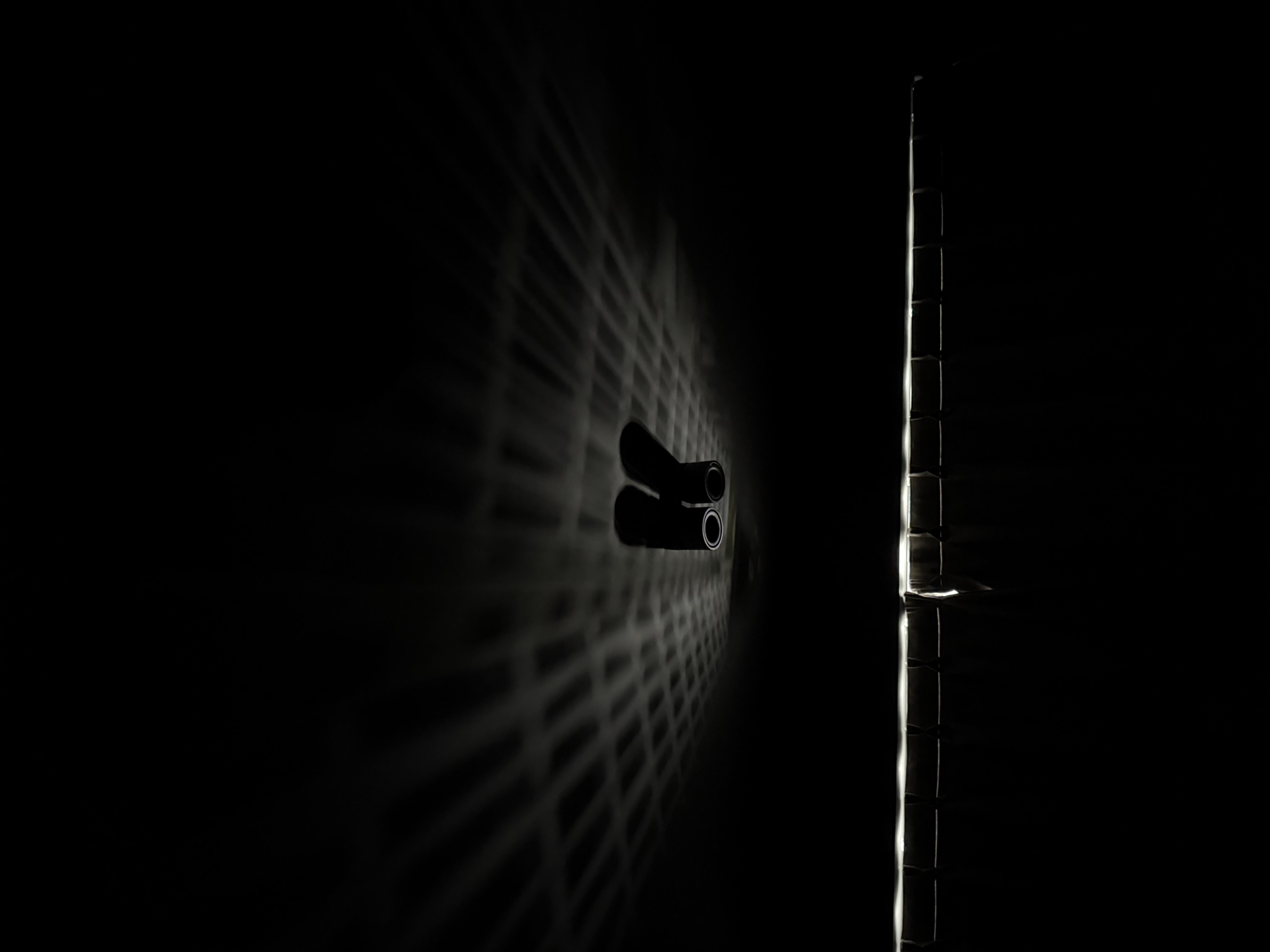 Our-dark-sanctuary:-how-we-mixed-light-&-dark-into-our-space