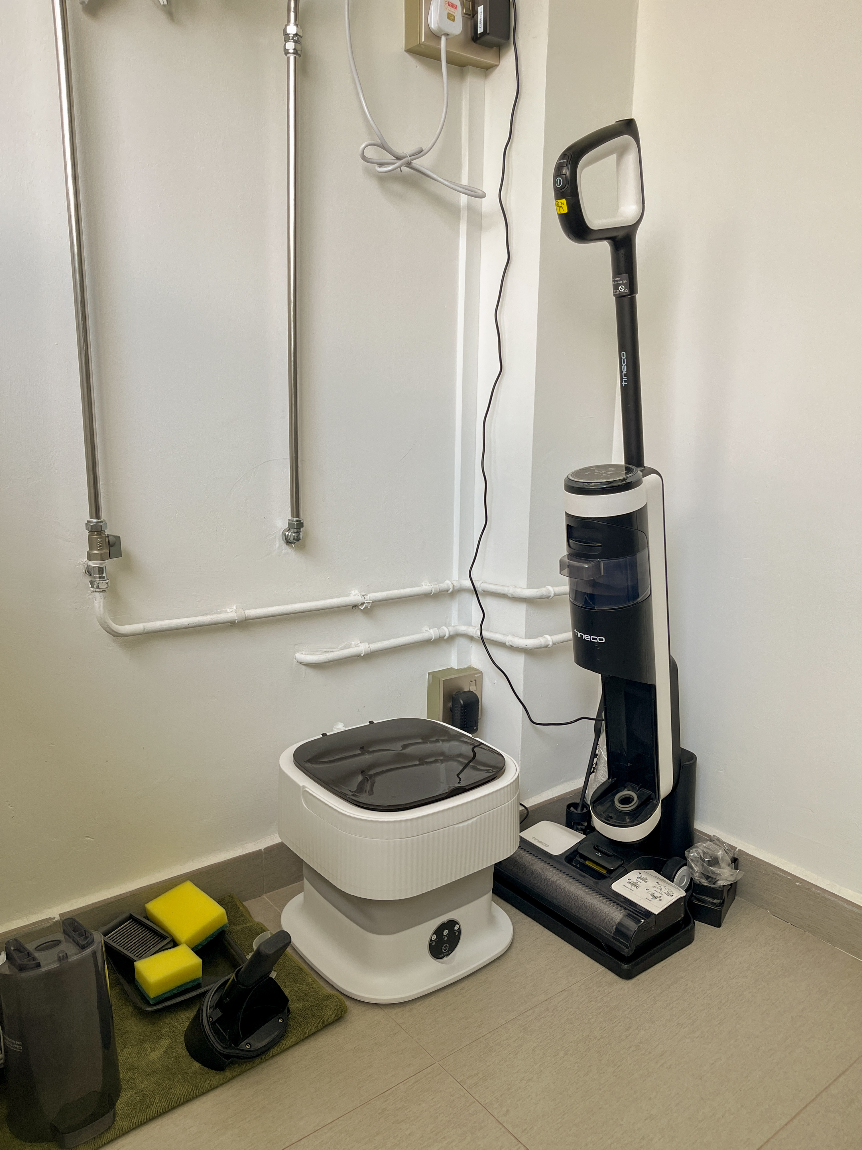 A Realistic 4-room BTO’s Service Yard 🧺🧼✨