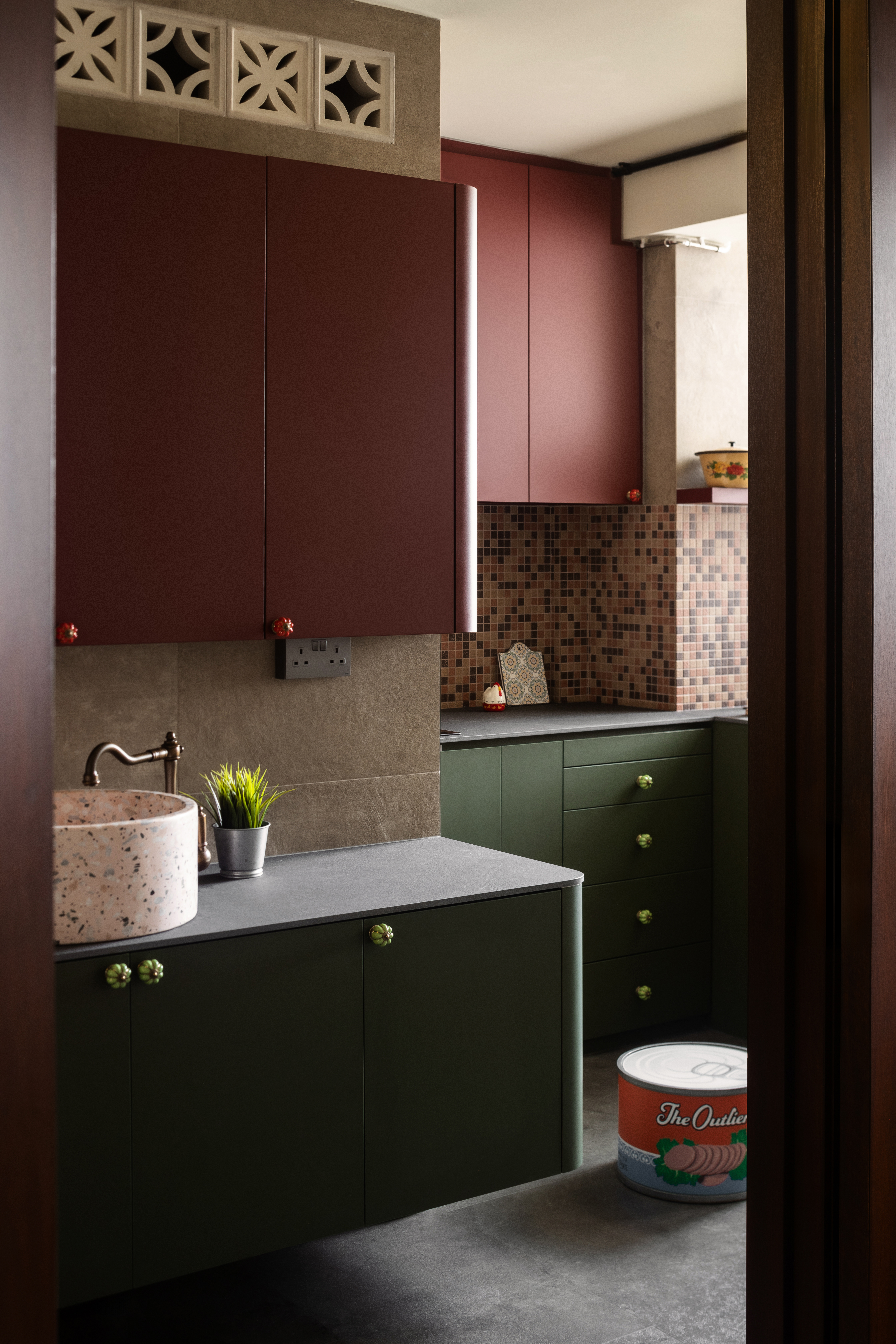 Where Retro Meets Industrial Charm | 3-Room Resale Flat