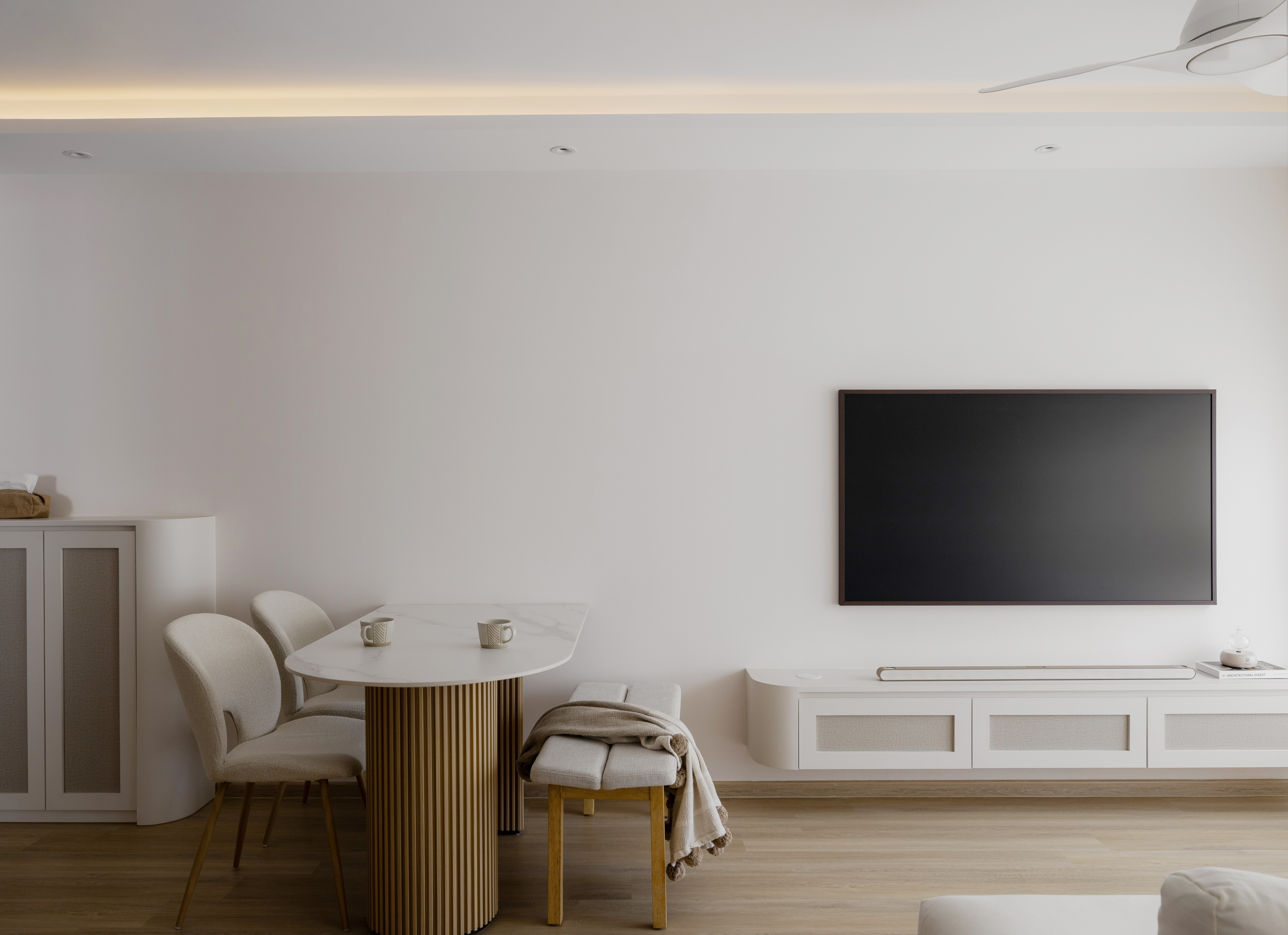 Cosy Up In This Bright & Airy Scandinavian Home | 4-Room BTO