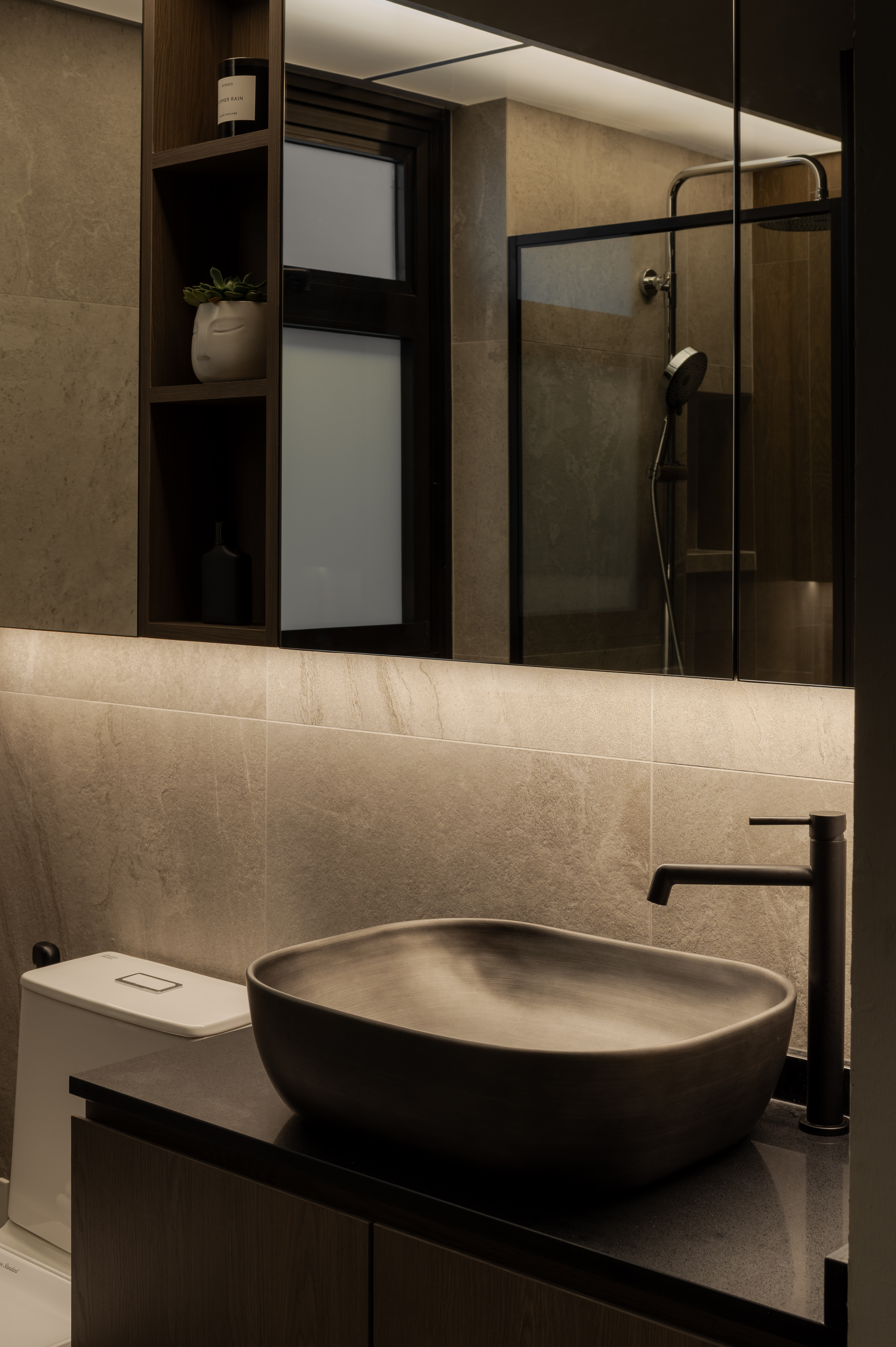 Inside A Modern Dwelling - An Epitome of Functionality & Style