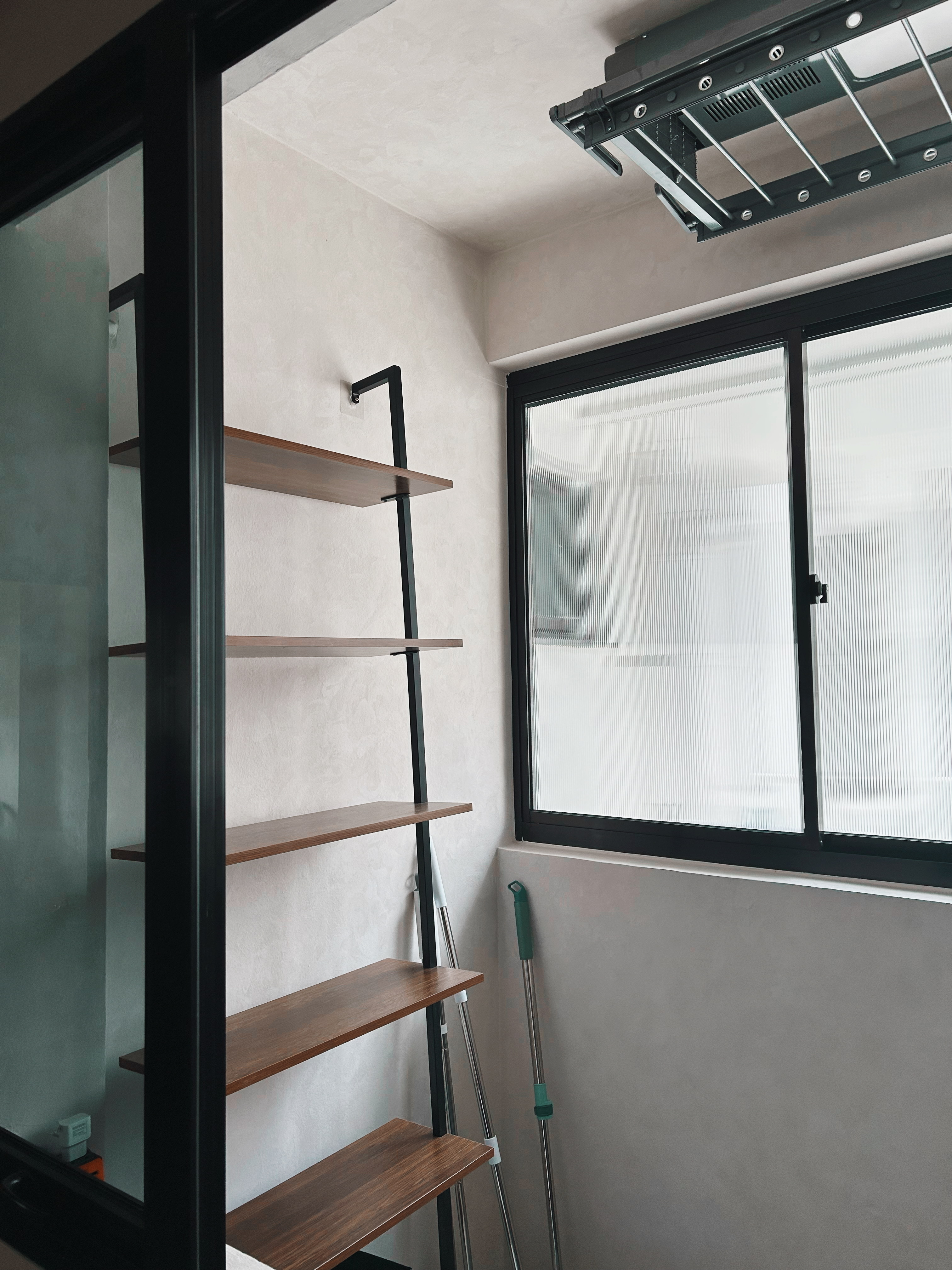 Keeping Our BTO Service Yard Simple & Functional