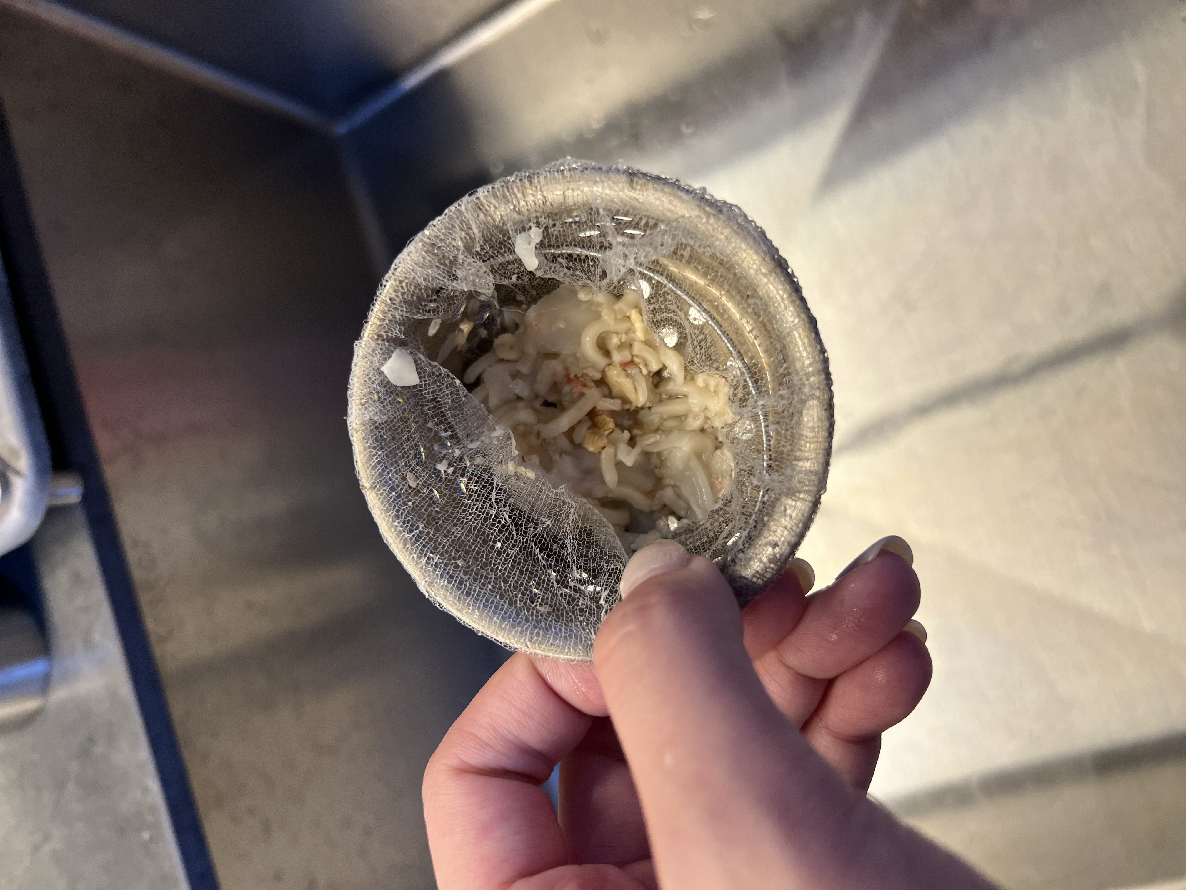 5 Life-Changing Hacks Under S$1