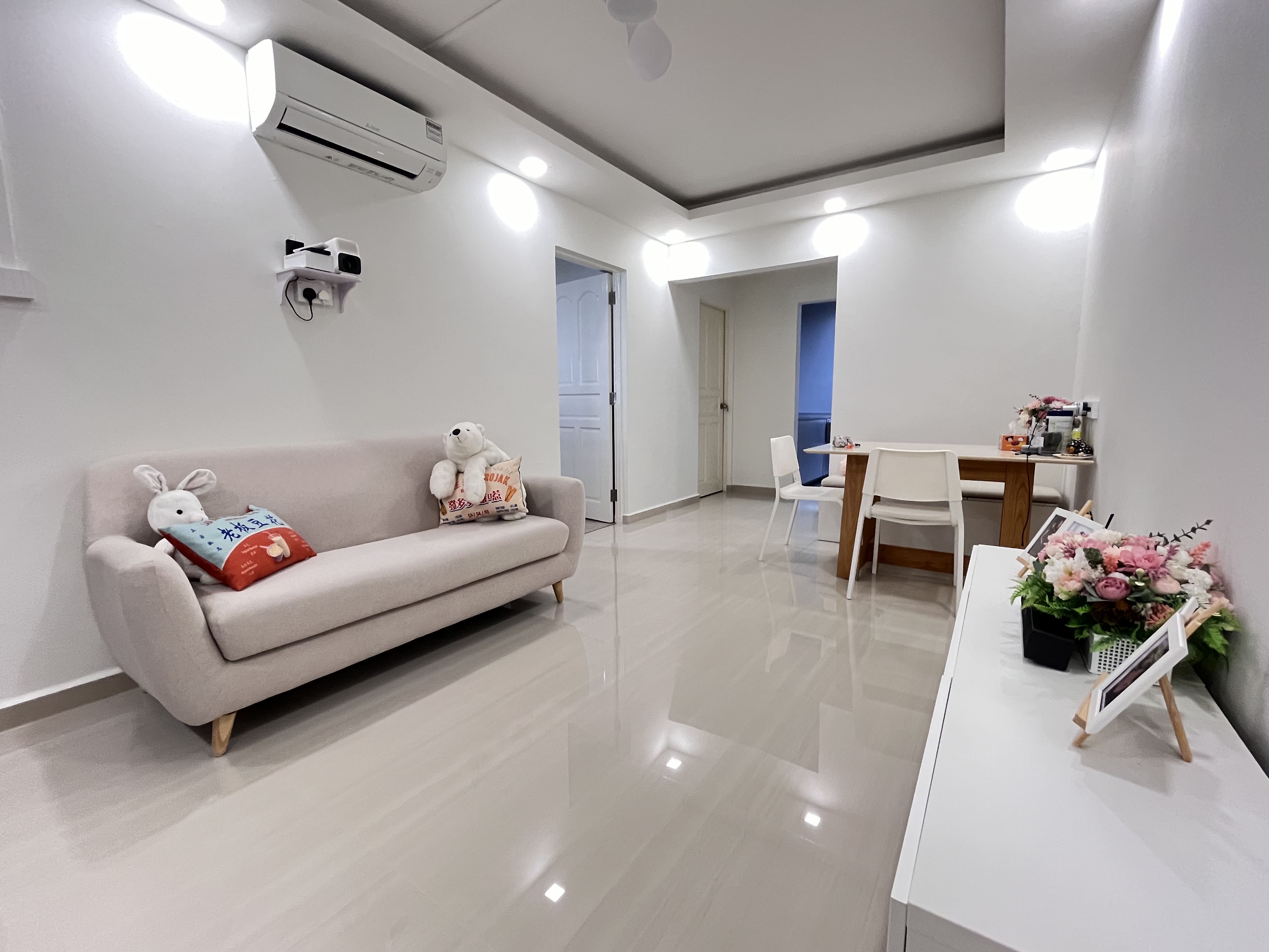 Cosying Up to a 39Yr-Old HDB for 45K