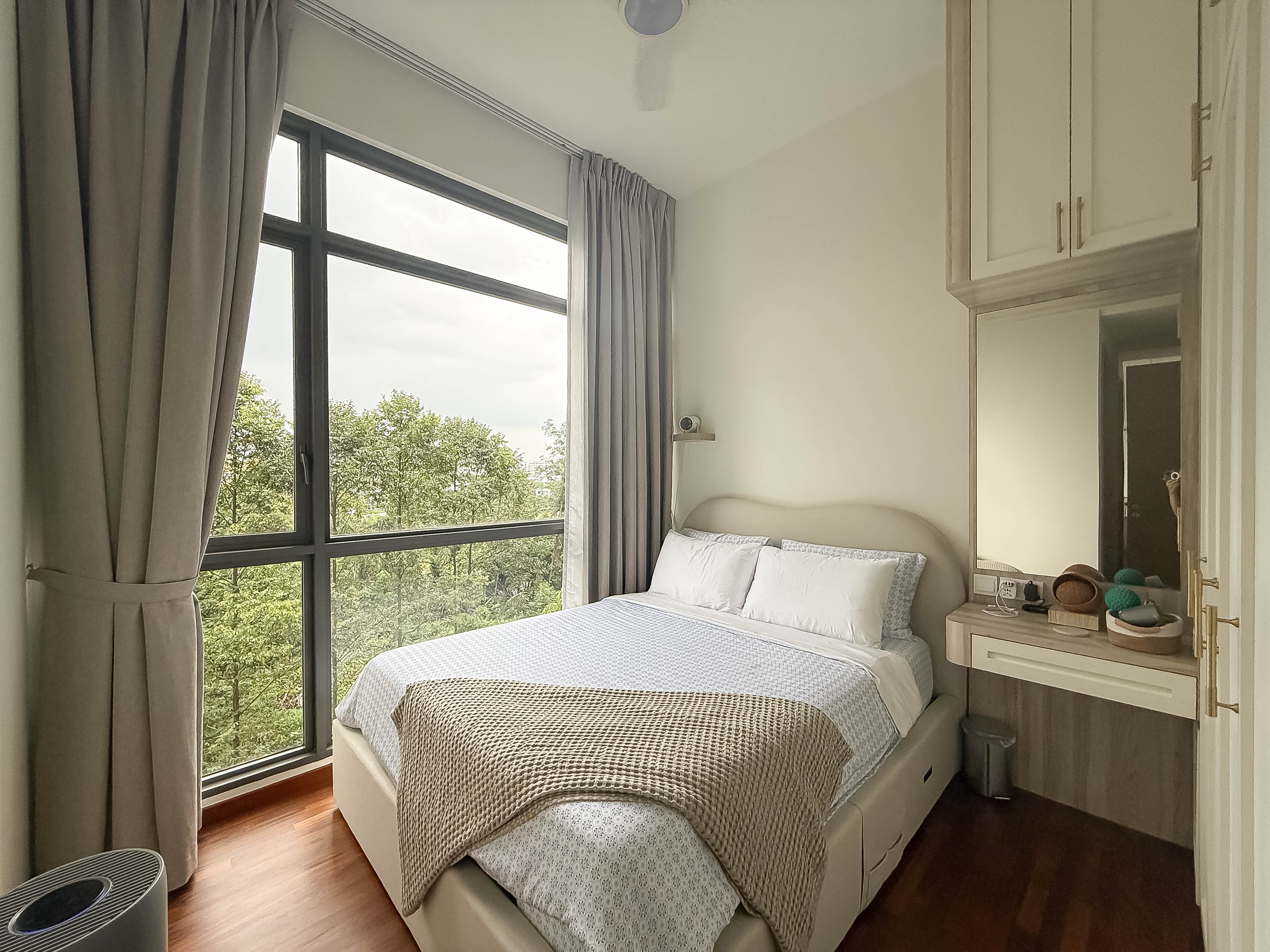 Retreat into a nature oasis with this Scandi 3 Room Condo