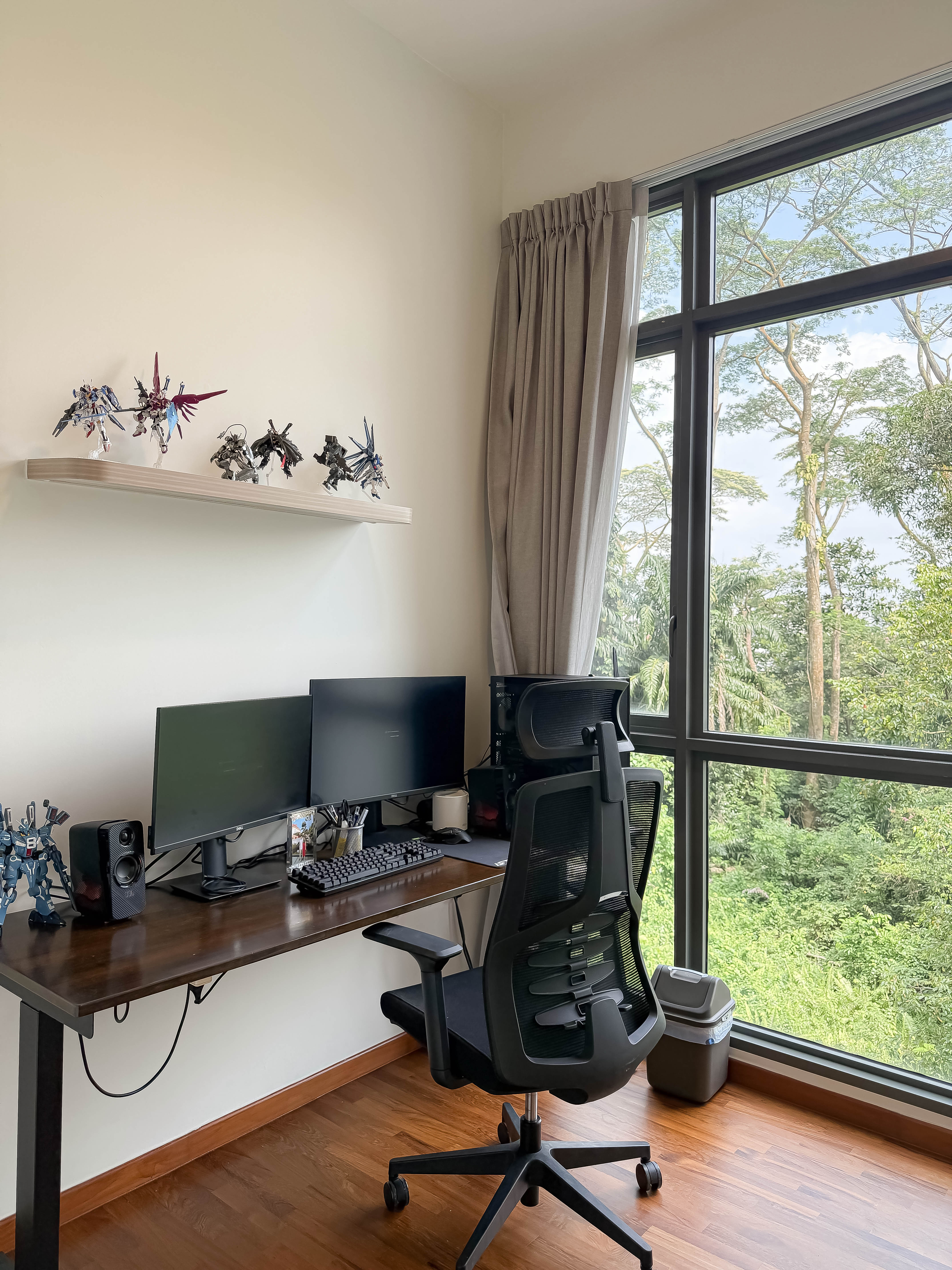 Retreat into a nature oasis with this Scandi 3 Room Condo