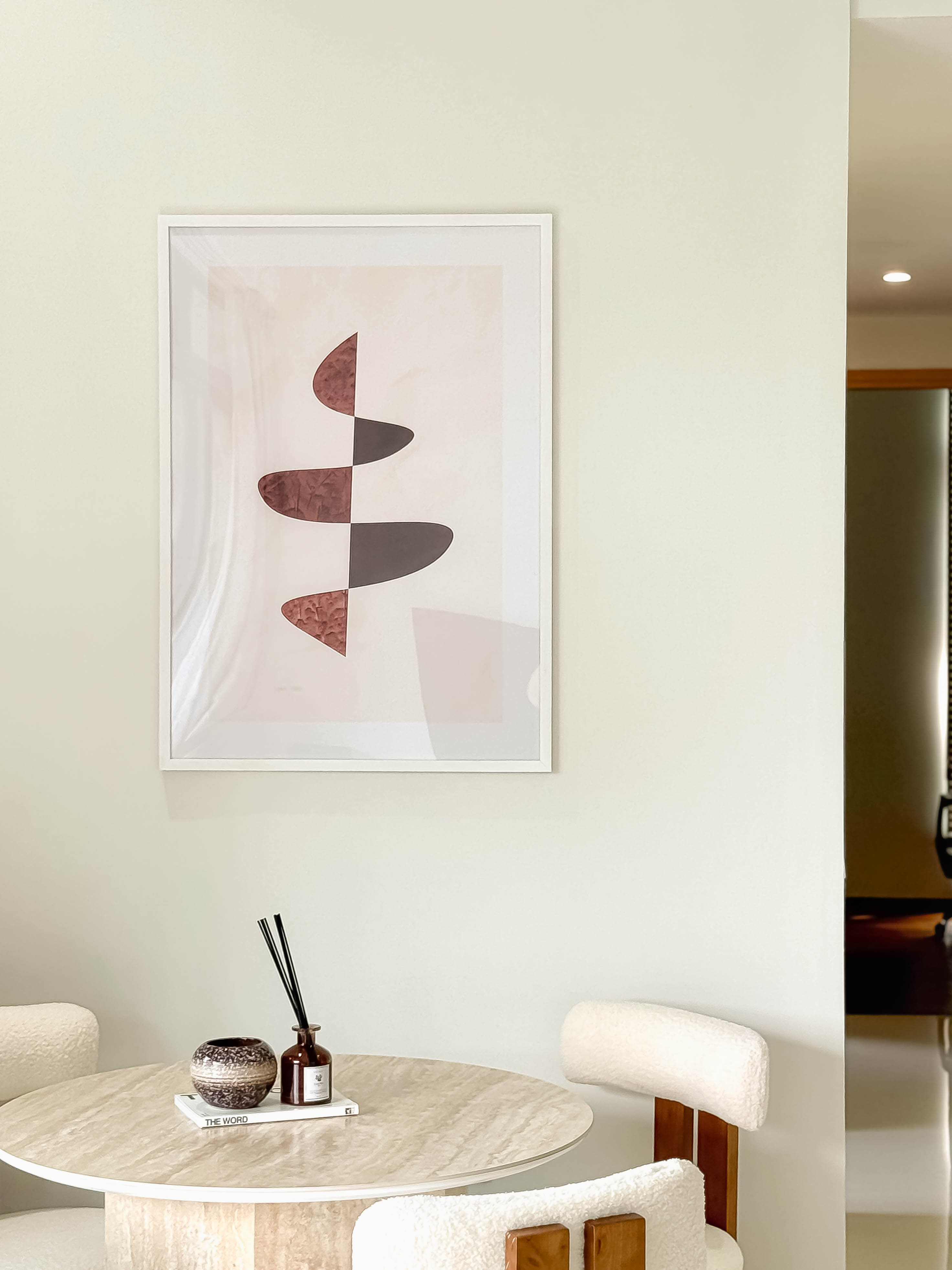 Scandi Living Room: Neutral Colours with Dark Accents