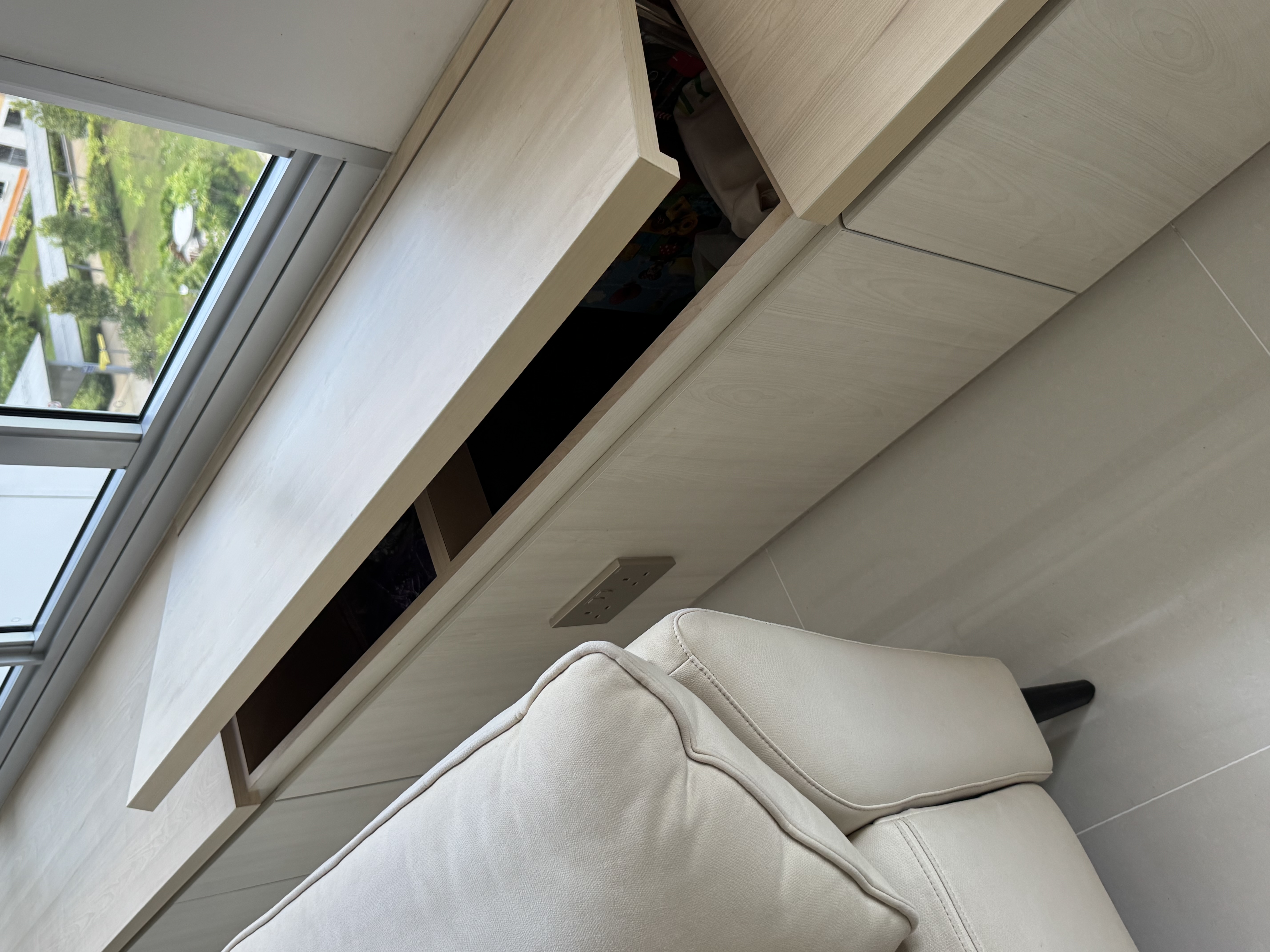 Workflow-based, minimalist-inspired and functional 5-room BTO.