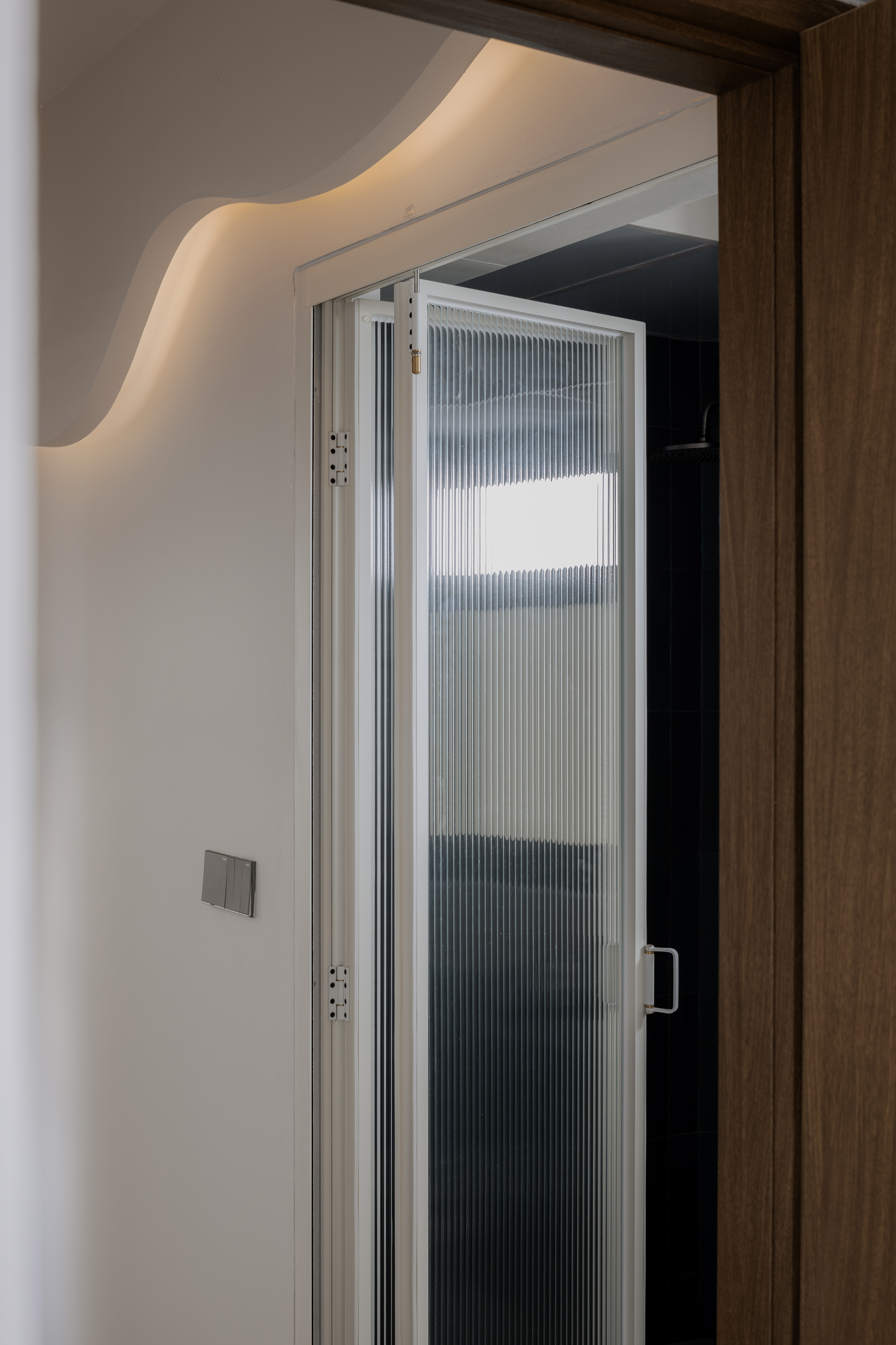 home tour: modern Scandinavian BTO with lots of curve deets in Tamp