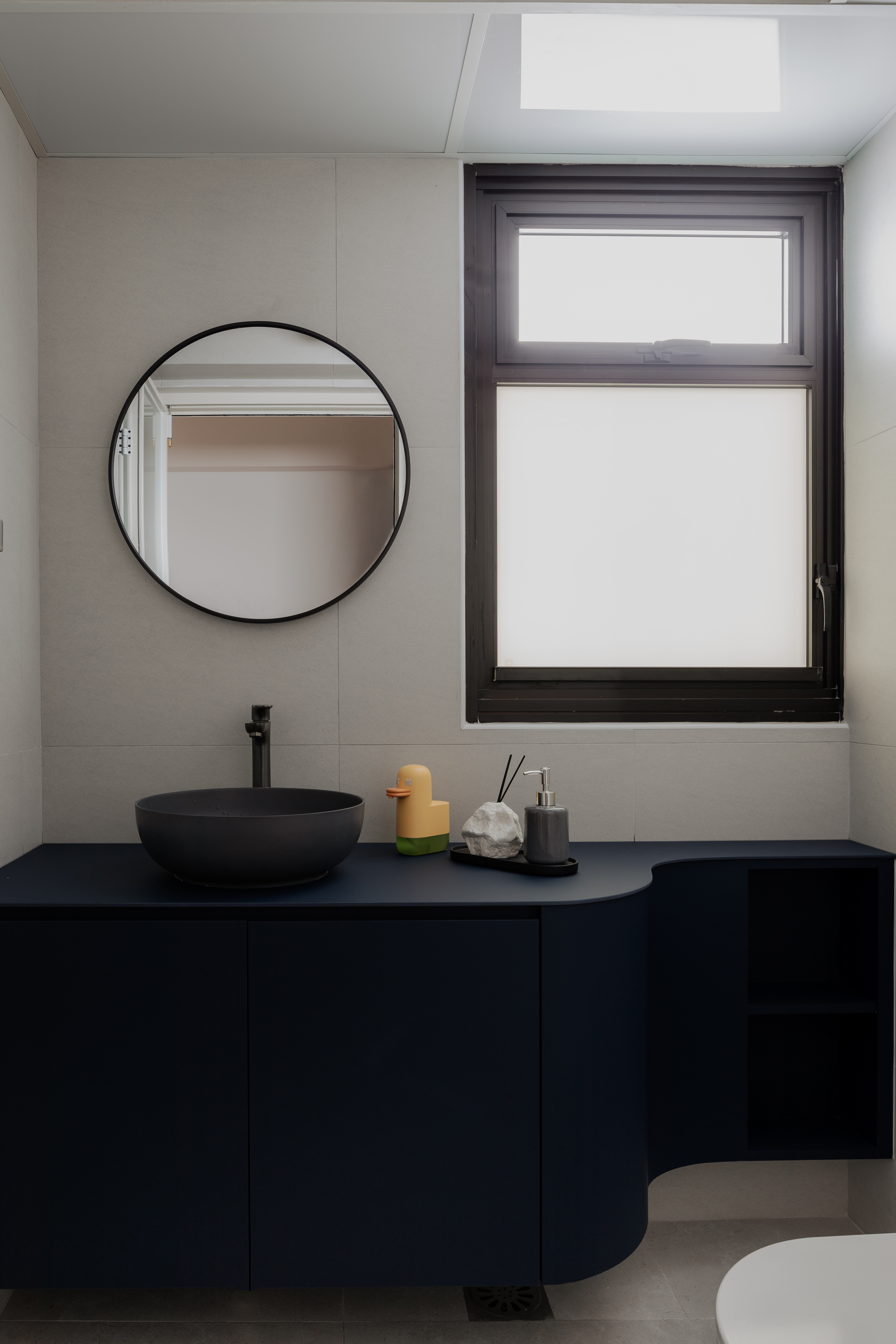 home tour: modern Scandinavian BTO with lots of curve deets in Tamp