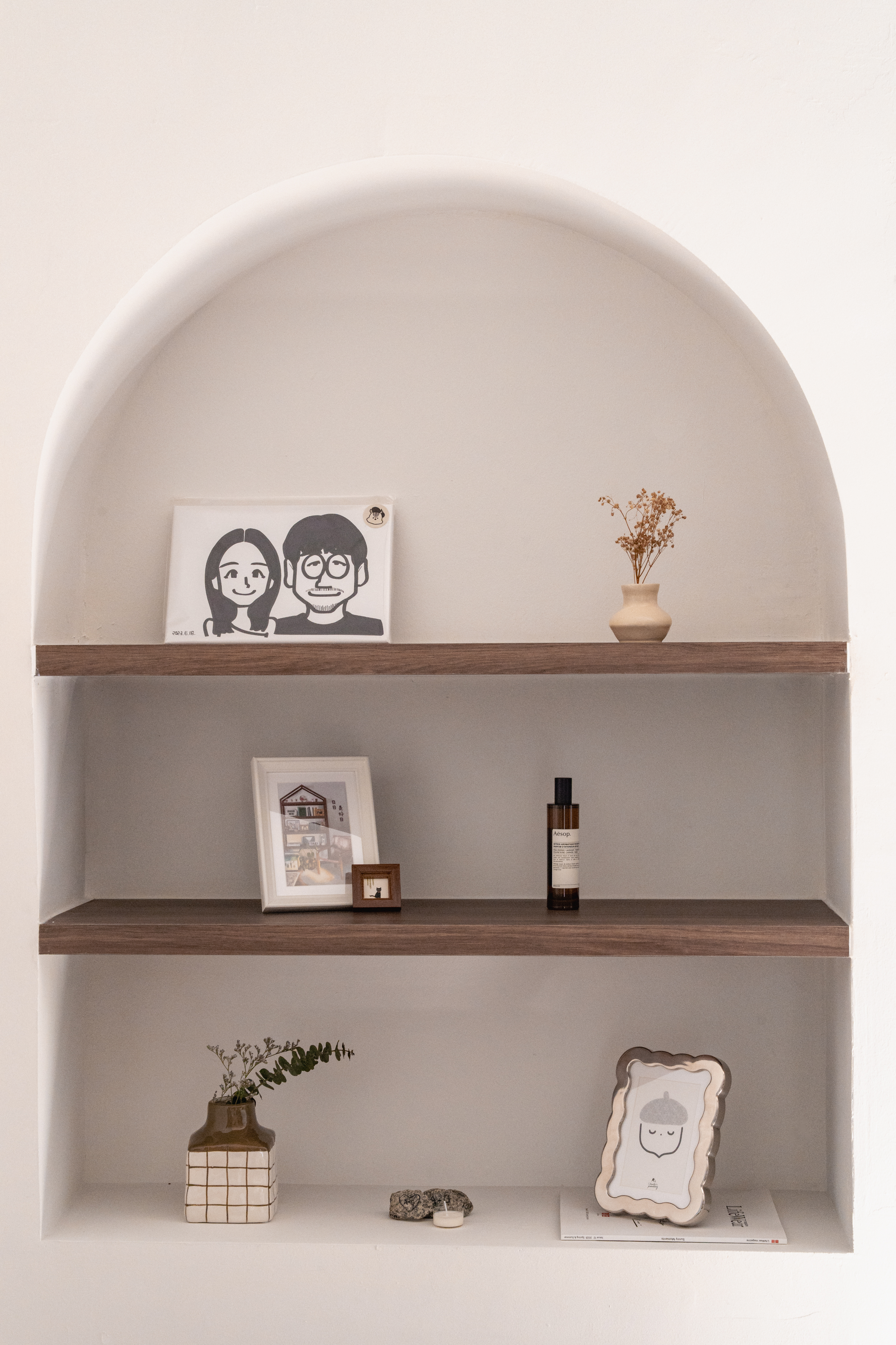 Recipe for the perfect modern + homey living space: