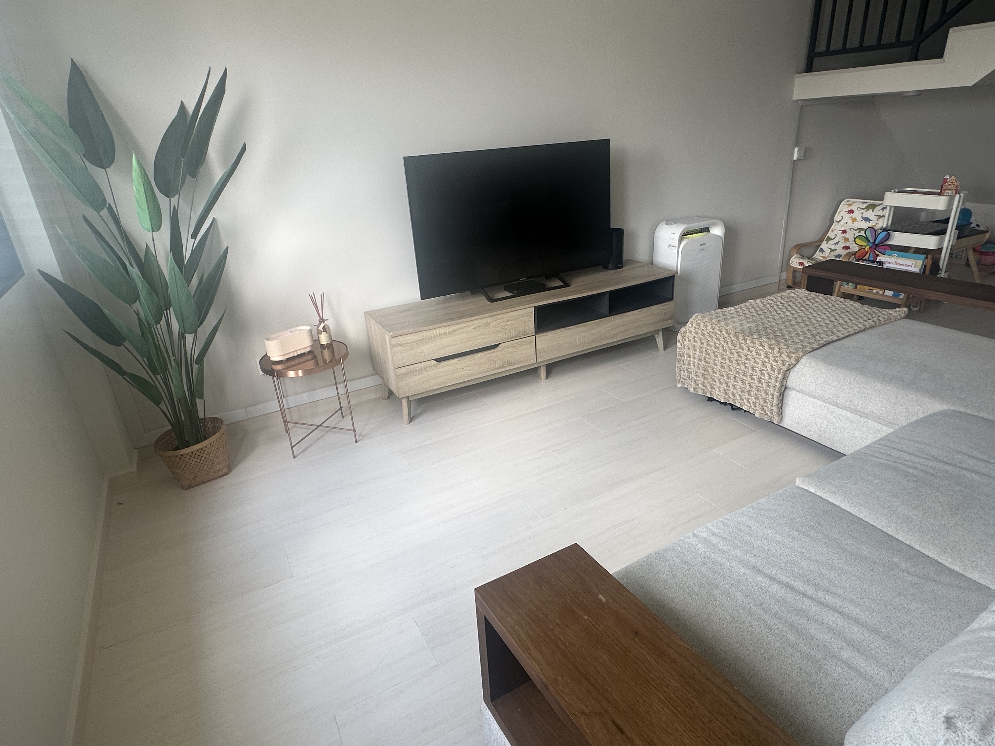 Light & Life: A Family-Friendly Living Room with Style & Space to Grow