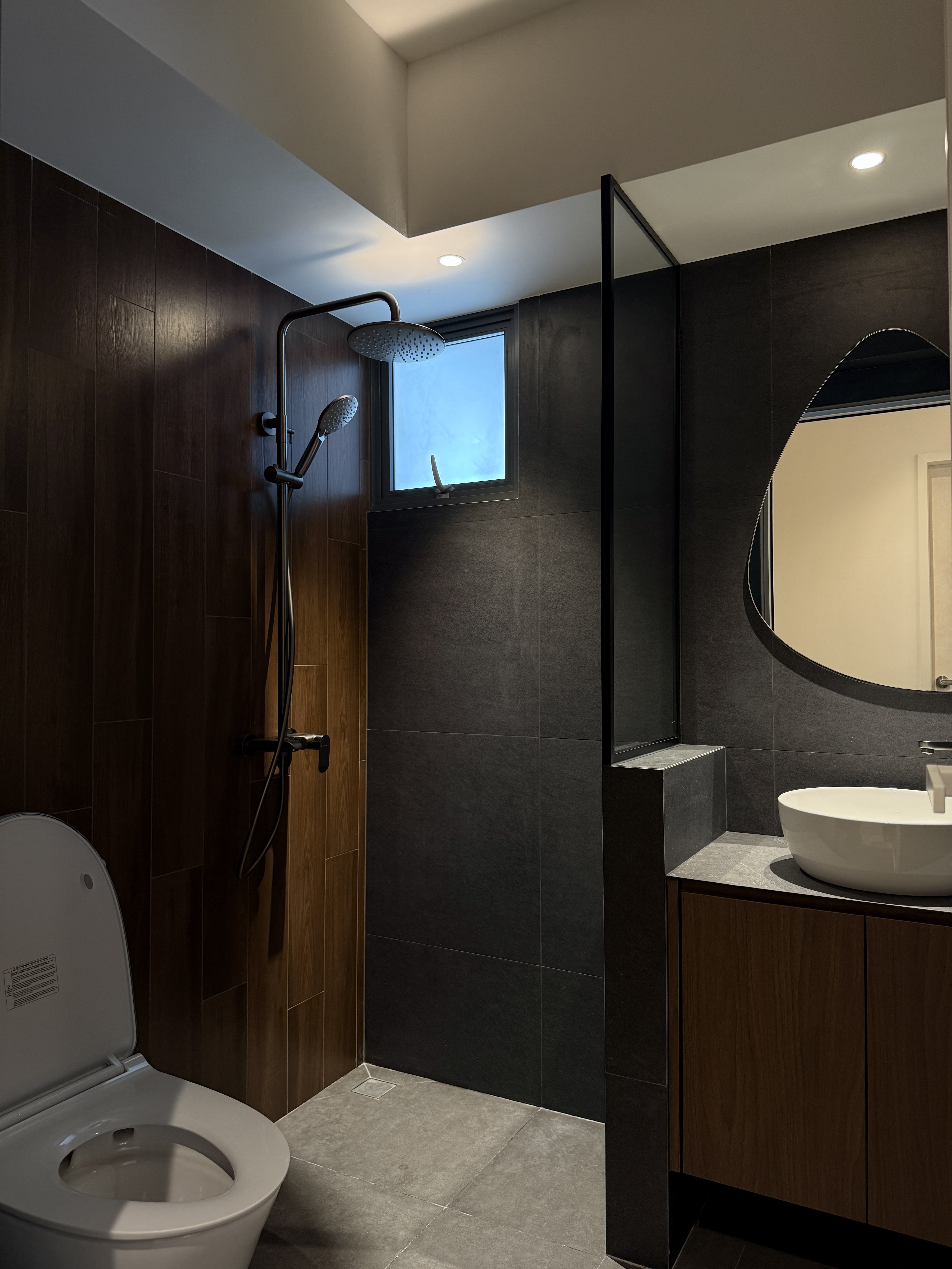 Chic and serene — our common bathroom embodying quiet luxury