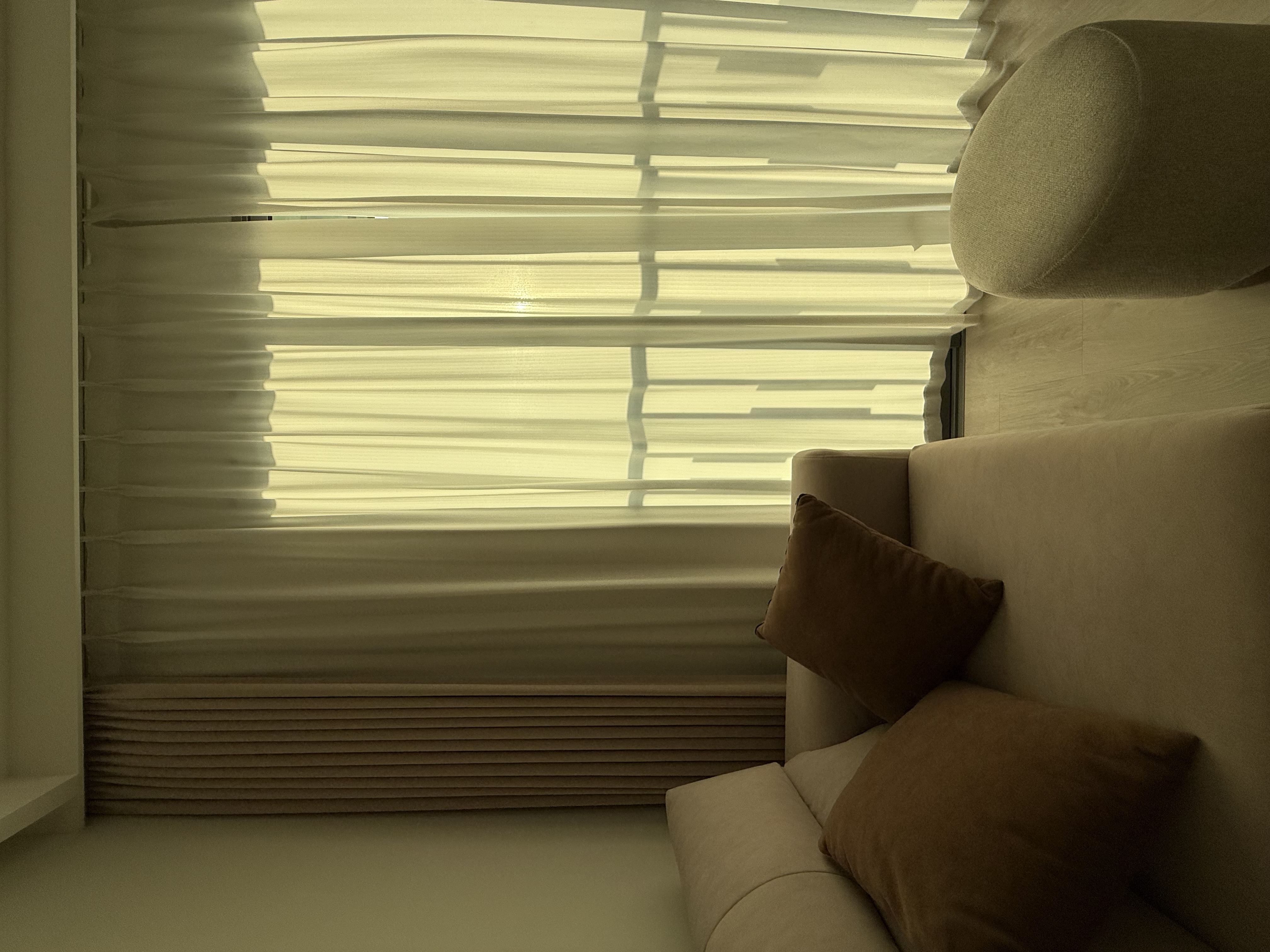 Rare-Central-3Rm-Resale-with-Balcony-&-Breezy-Vibes-💕