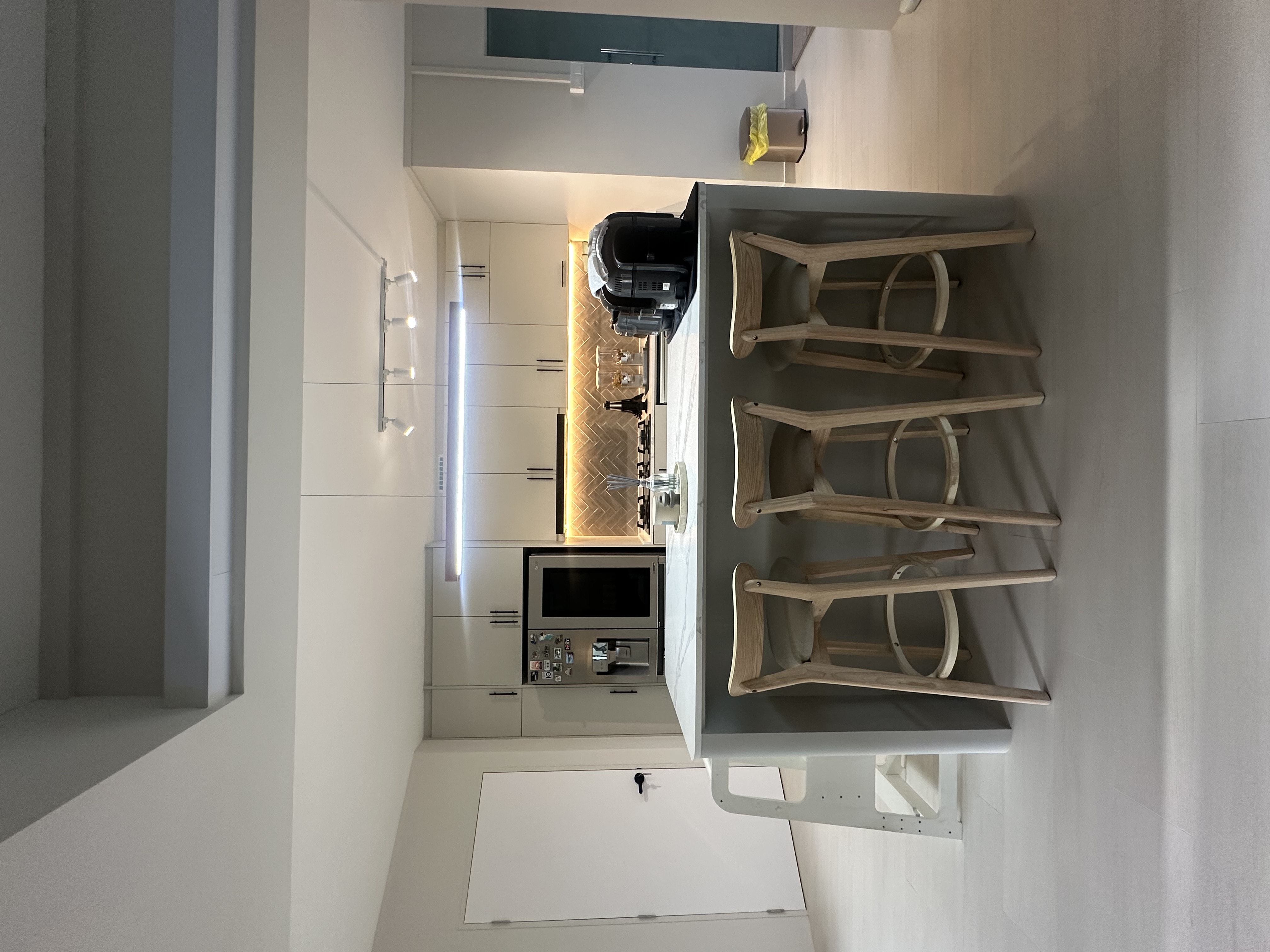 The Heart of the Home: An Open Mod-Scandi Kitchen that Flows with Life