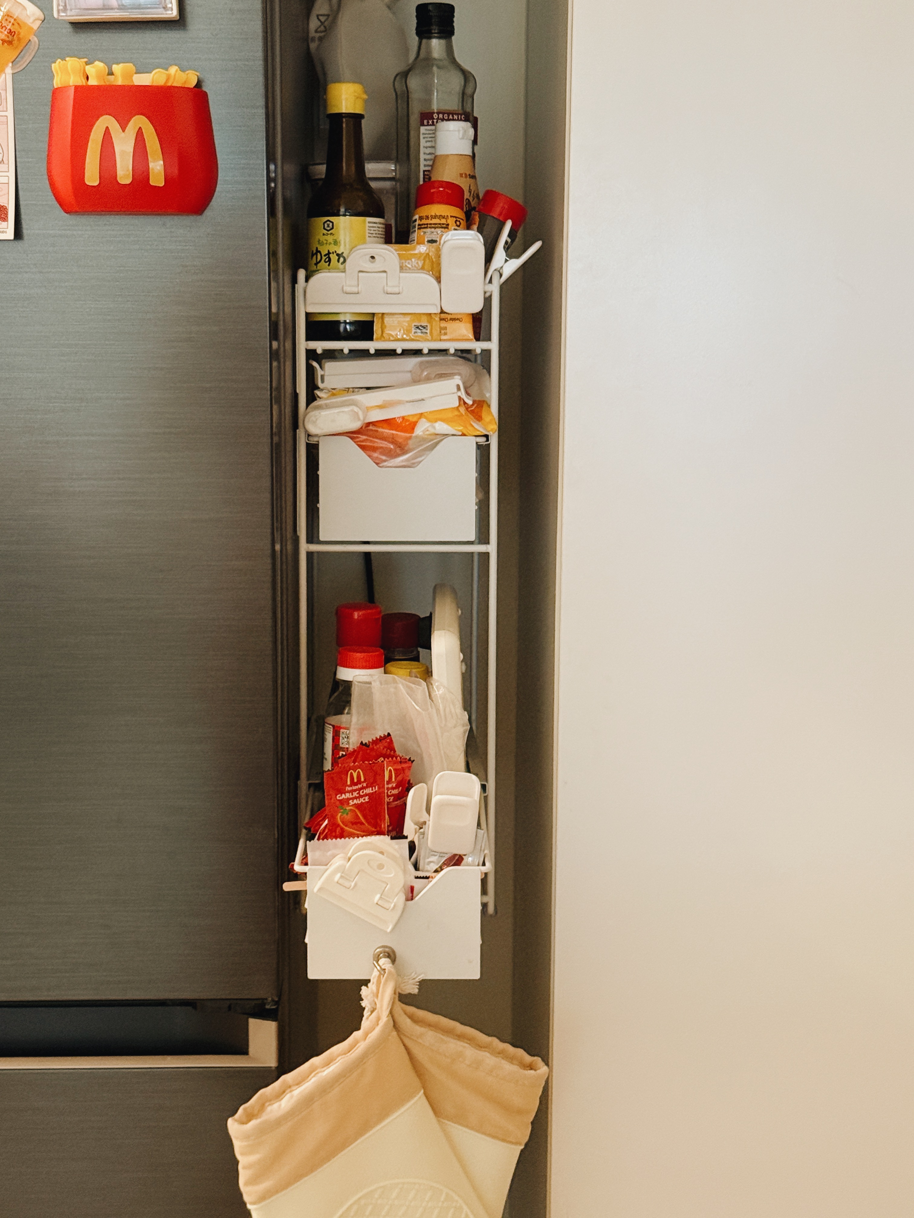 How We Make a Minimalist Kitchen Work for Us