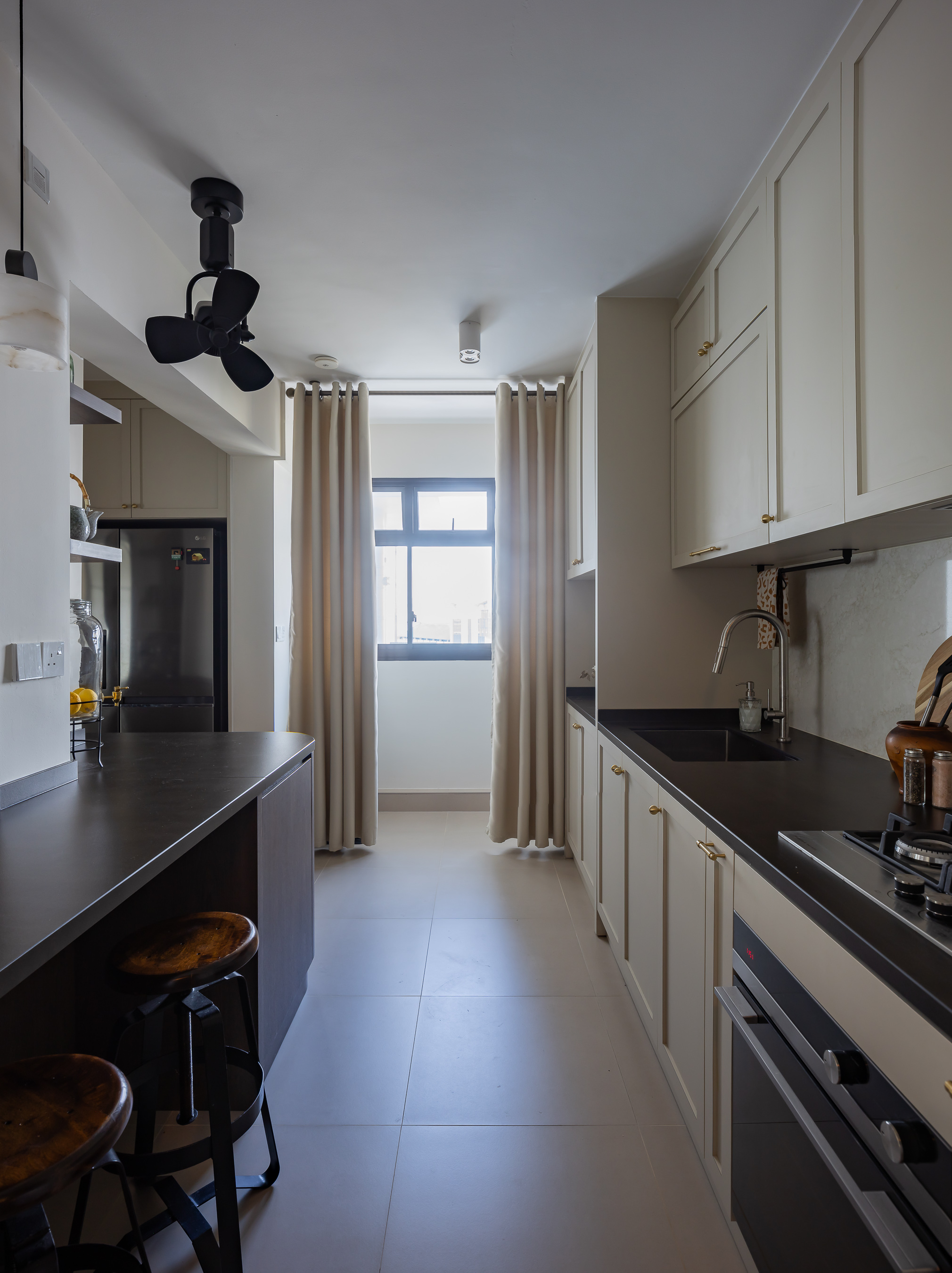 Kitchen Know How: How we organised our Odd Kitchen Layout