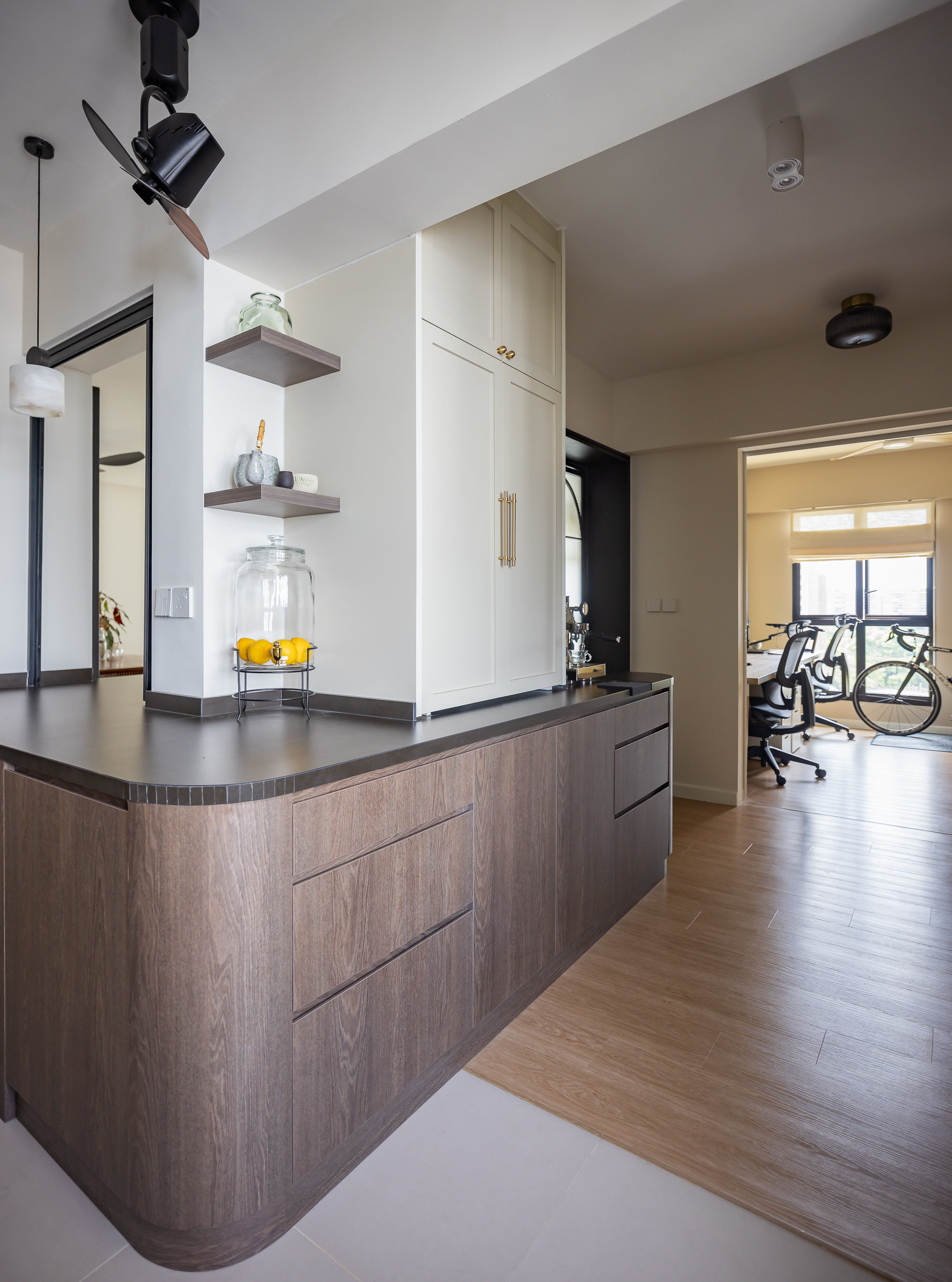 Kitchen Know How: How we organised our Odd Kitchen Layout