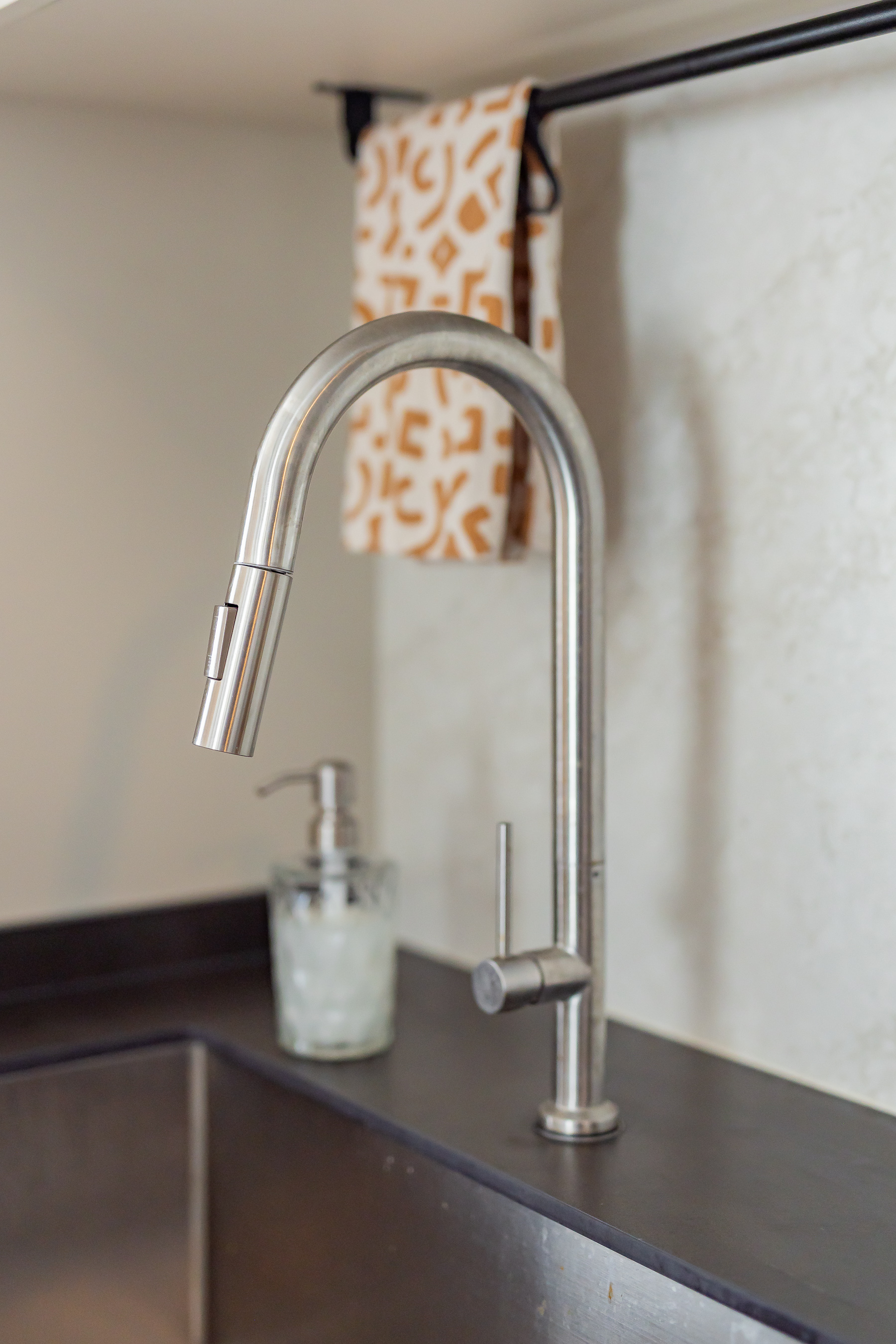 Kitchen Know How: How we organised our Odd Kitchen Layout