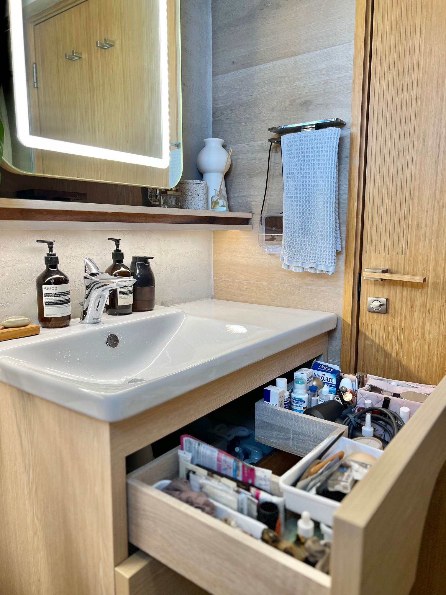 Master Bathroom Know-How: Smart Storage & Daily Rituals
