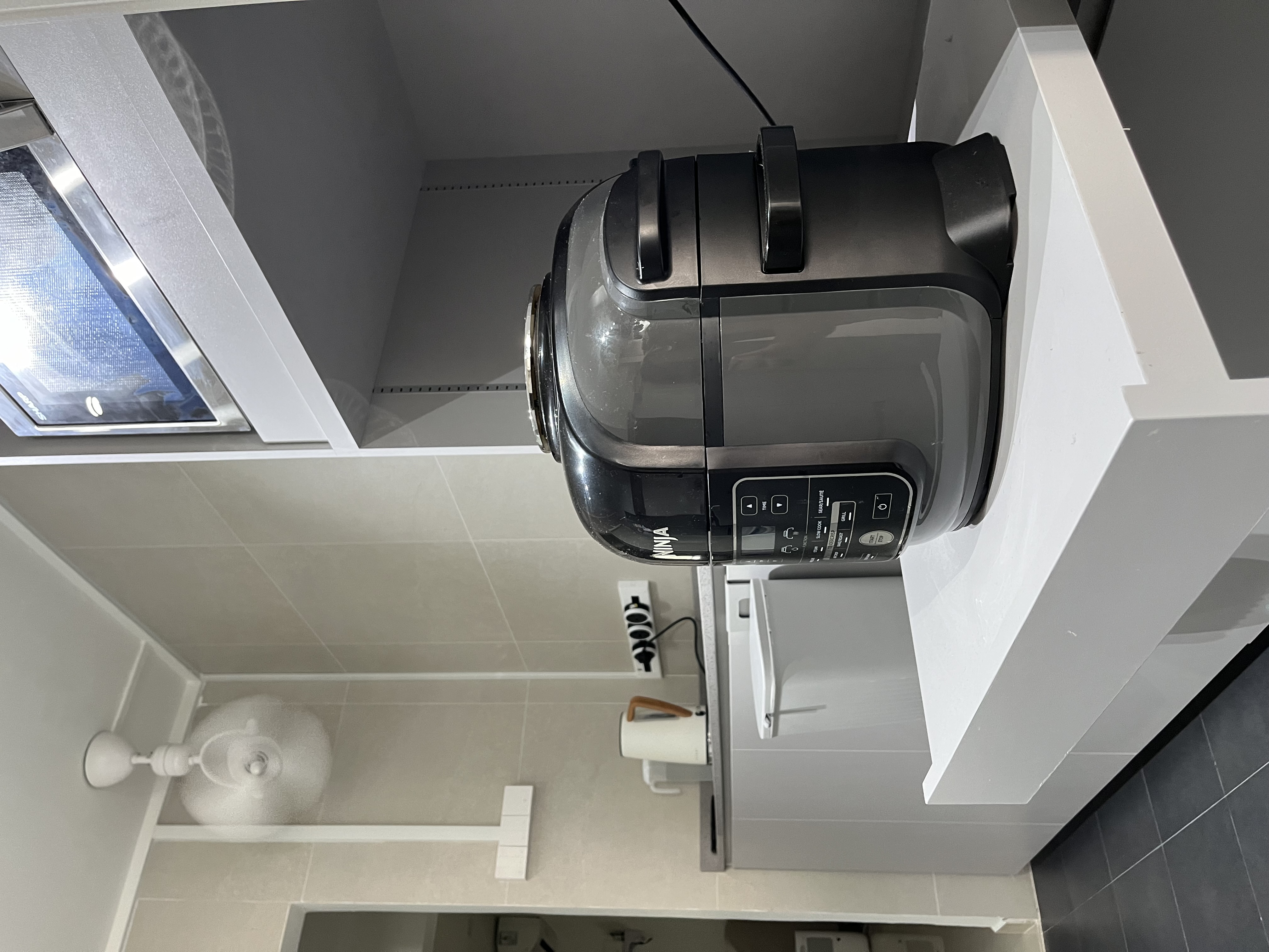 Make Your Grey Kitchen Cosy with These Simple Steps