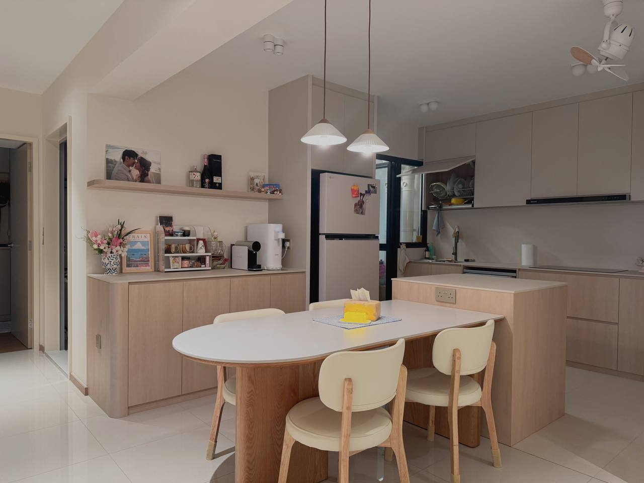 Home Tour 🏠: A $62K Creamy Home with Woody Accents and Curved Touches