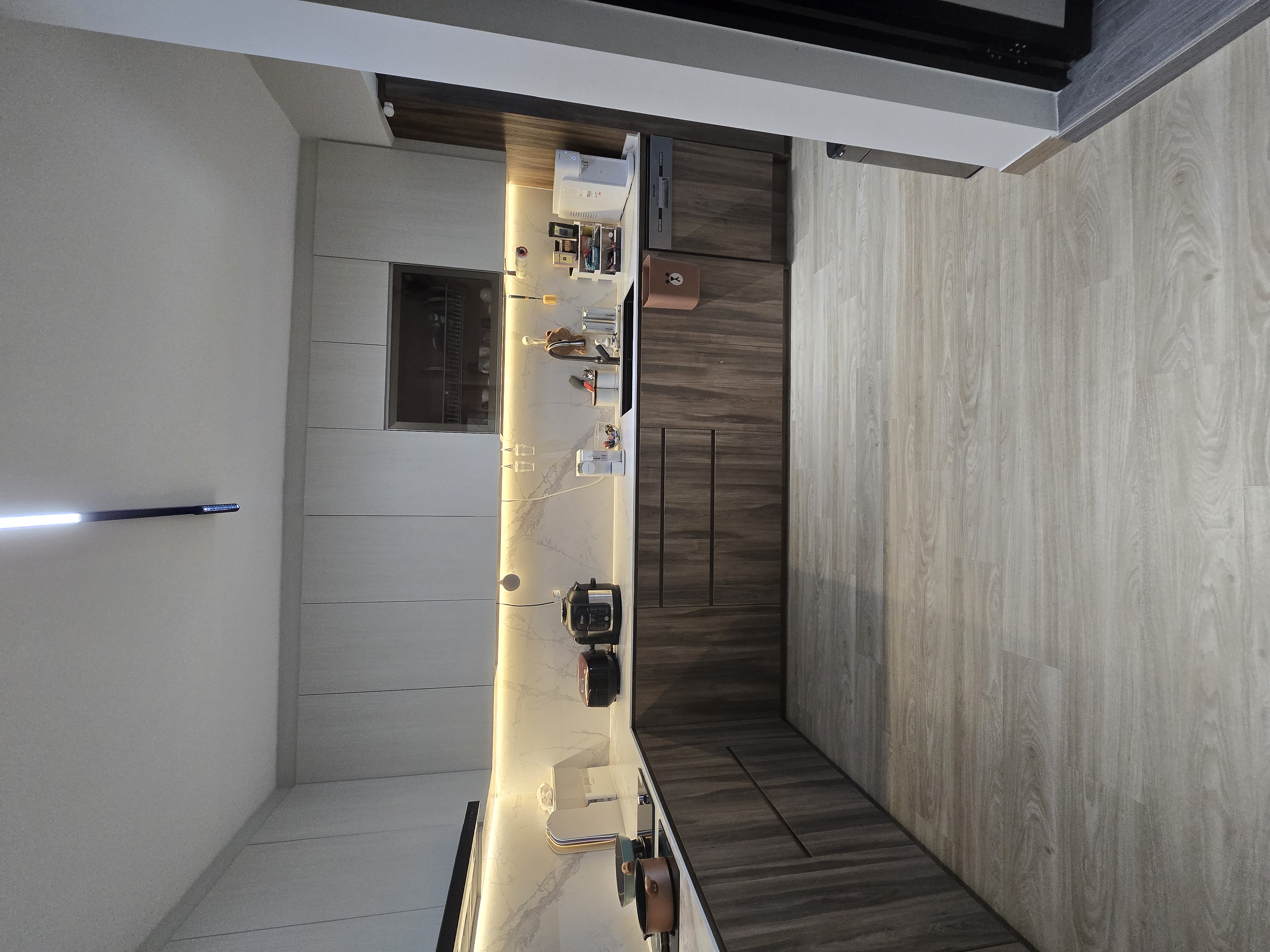 Kitchen part 2 of 2. There is nothing that we do not like here.