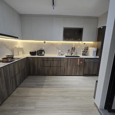 Customer home photo 7: Kitchen part 2 of 2. There is nothing that we do not like here.