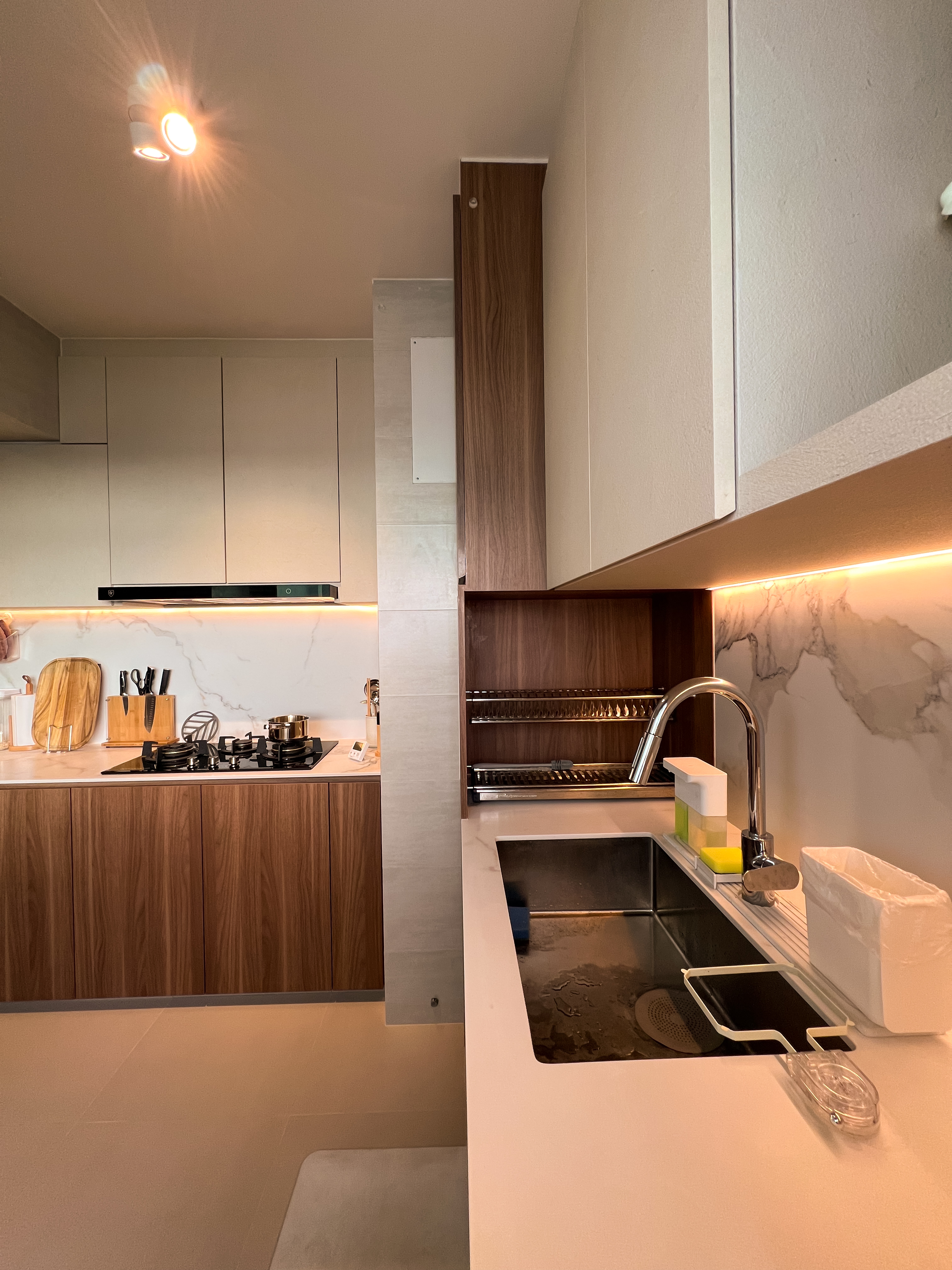 kitchen: scandi, functional semi-open & semi-closed for frequent cooks