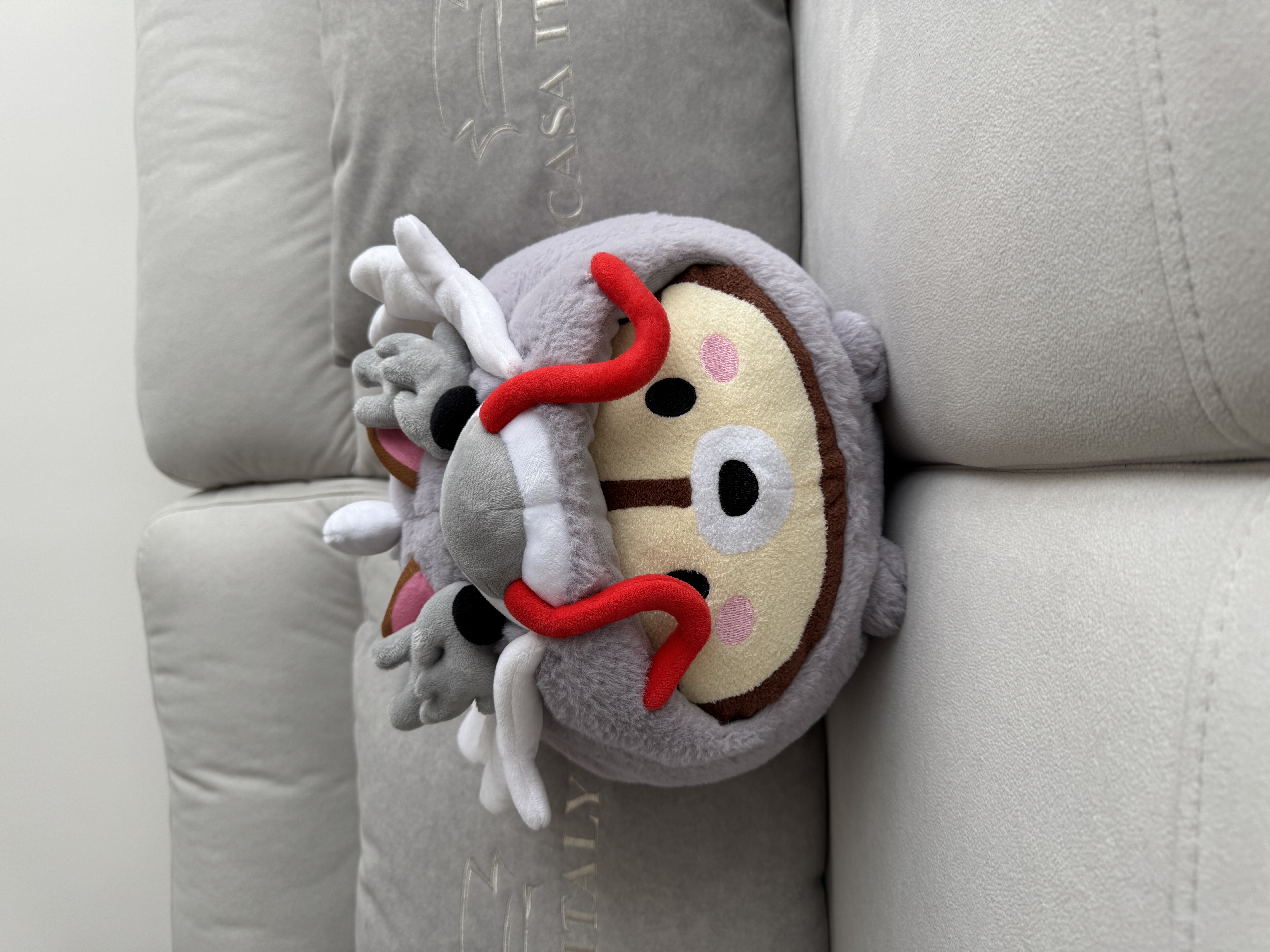 Keeping It Simple: Our Kid-Friendly Living Room 🏠