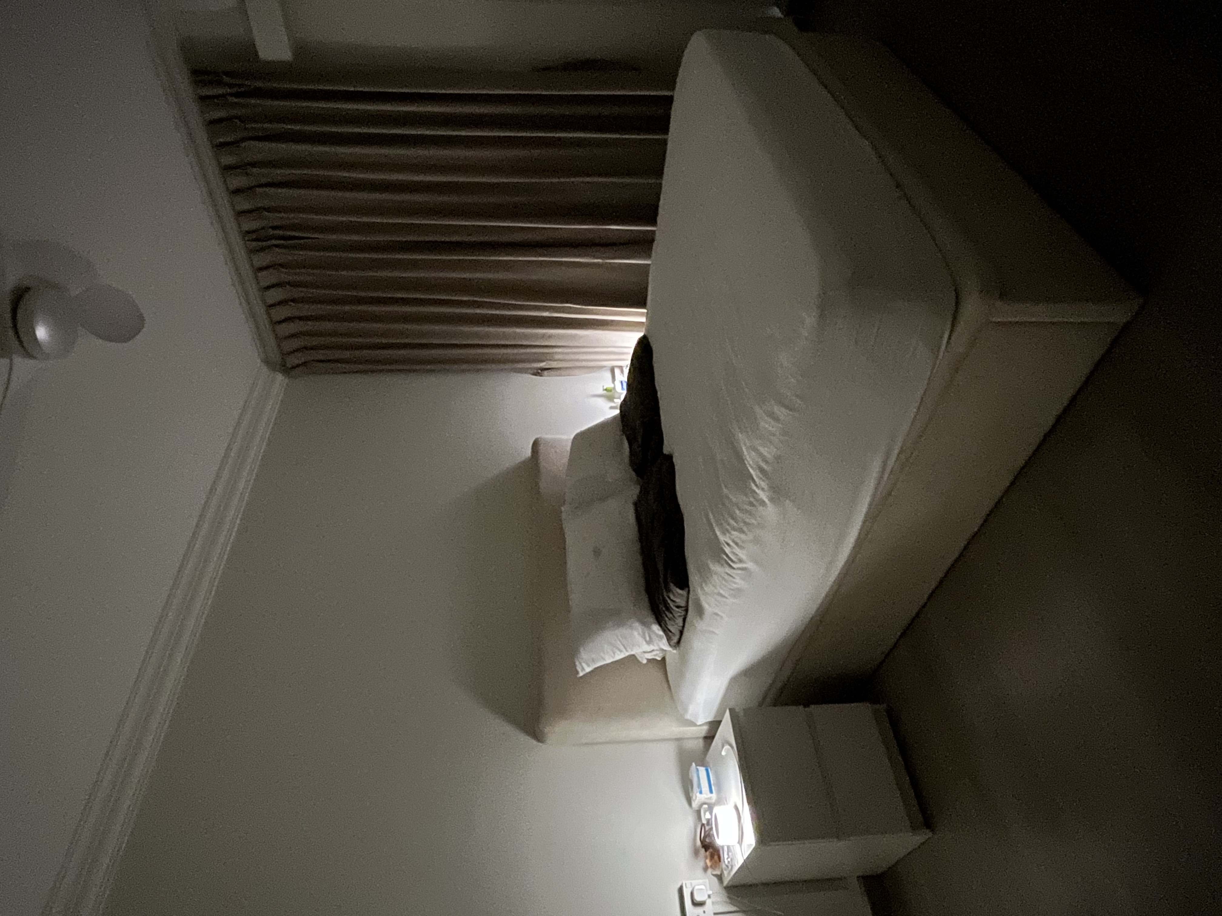 Bedroom Tips 😉: Minimise Stimulation, Maximise Lepak Vibes