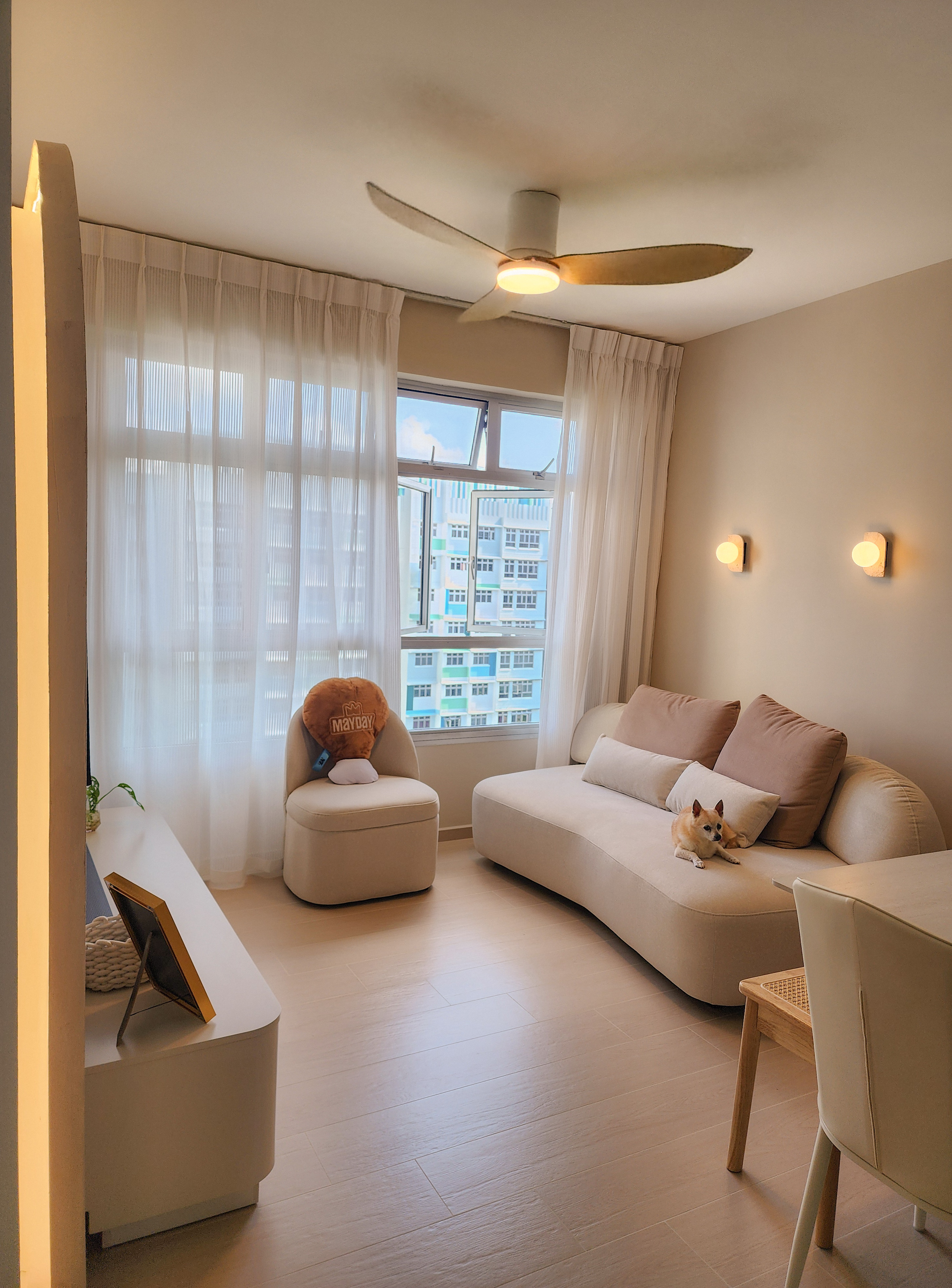 Creamy cafe inspired living room, it's like living in a vanilla latte!