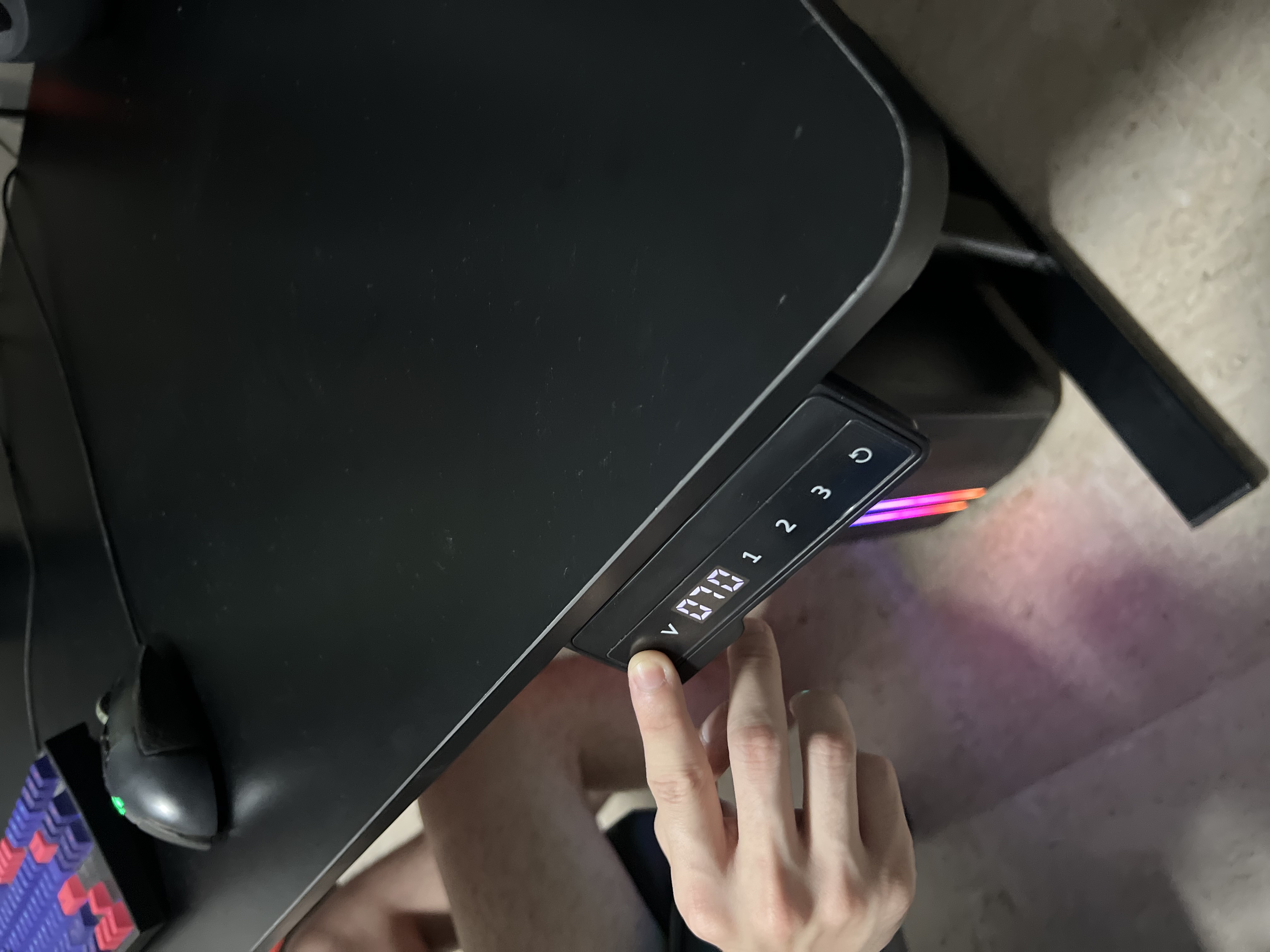 $220 for 140cm Auto Table