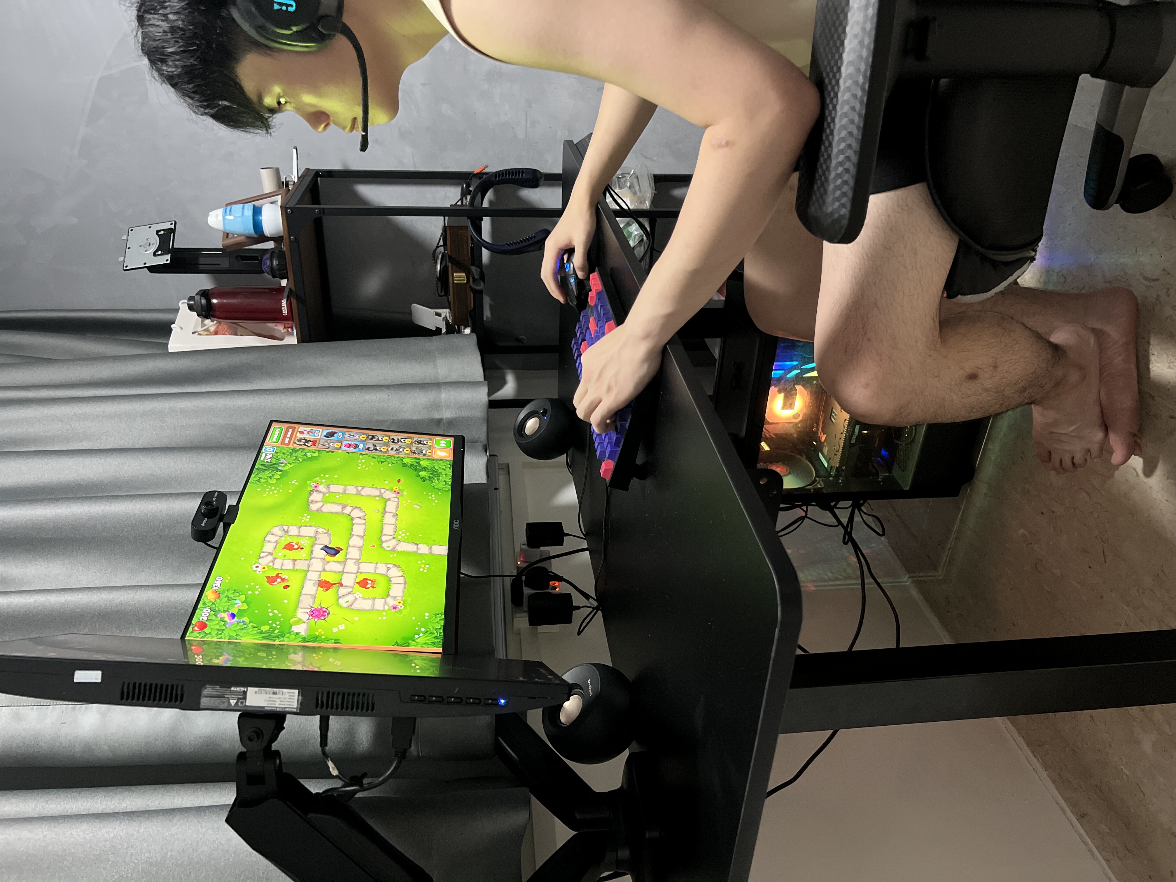 $220 for 140cm Auto Table