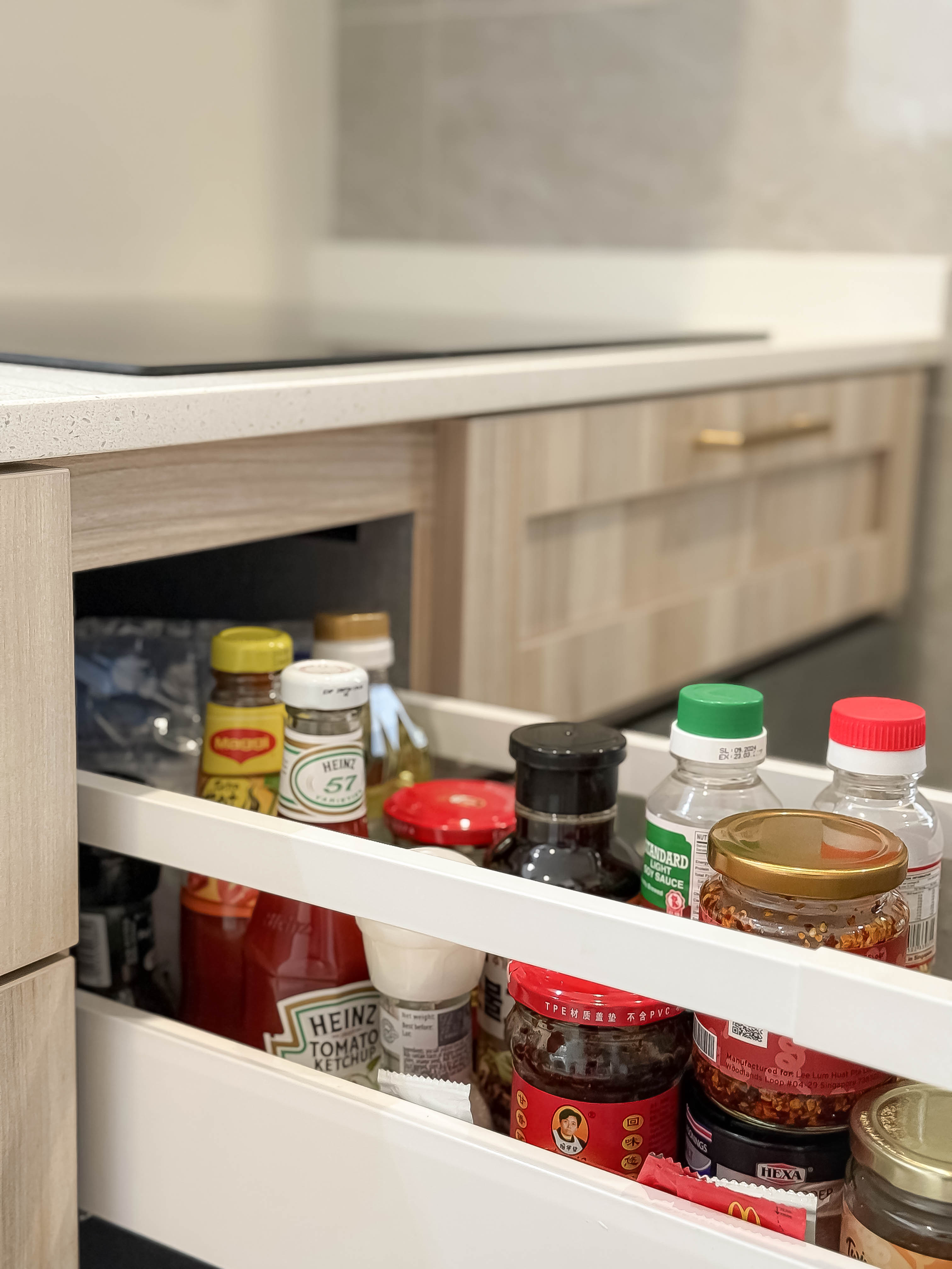 Making-the-best-out-of-a-small-Scandi-kitchen---Organisation-Tips!